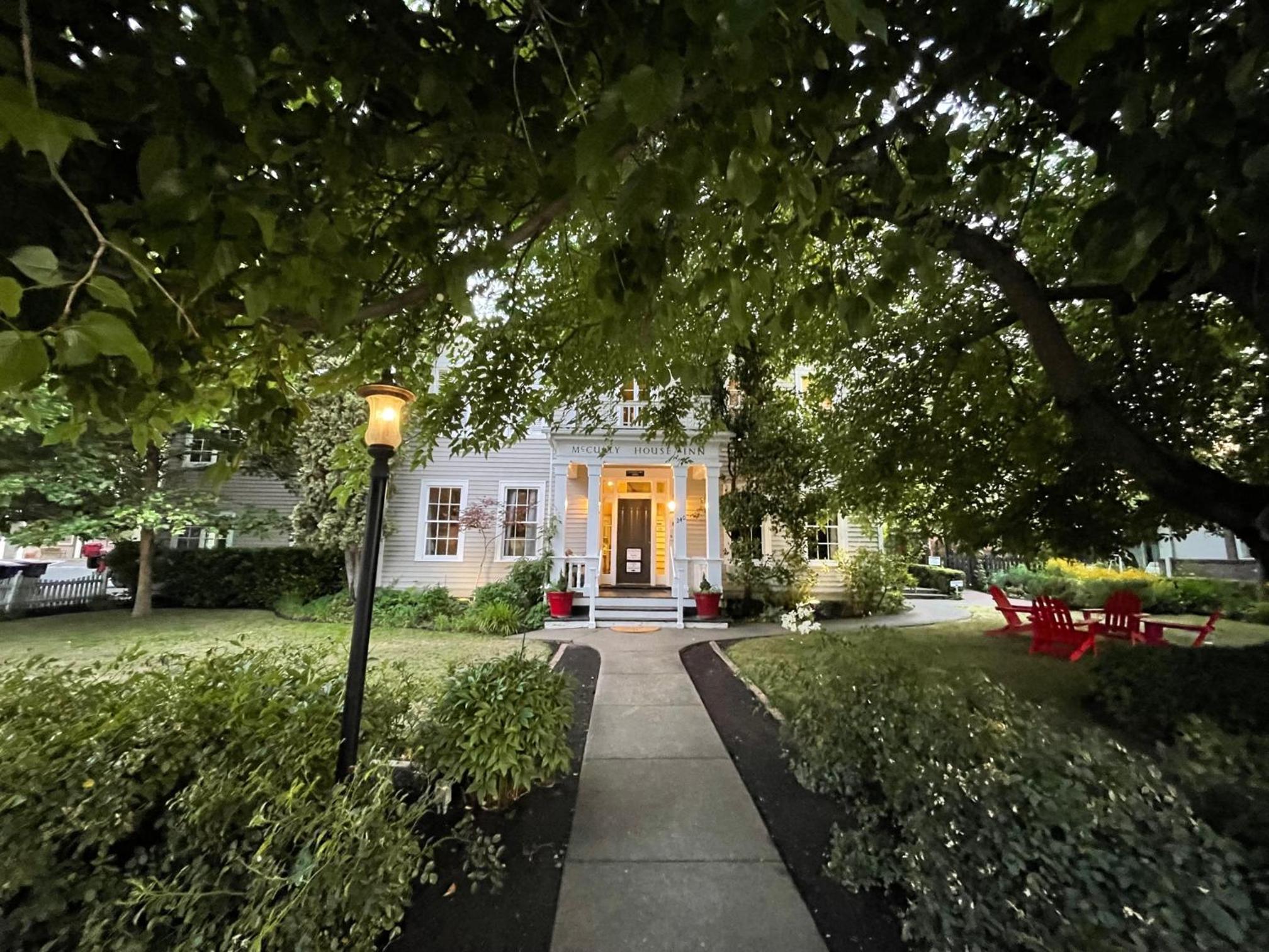 Jacksonville Vacations - McCully House Inn - Property Image 36