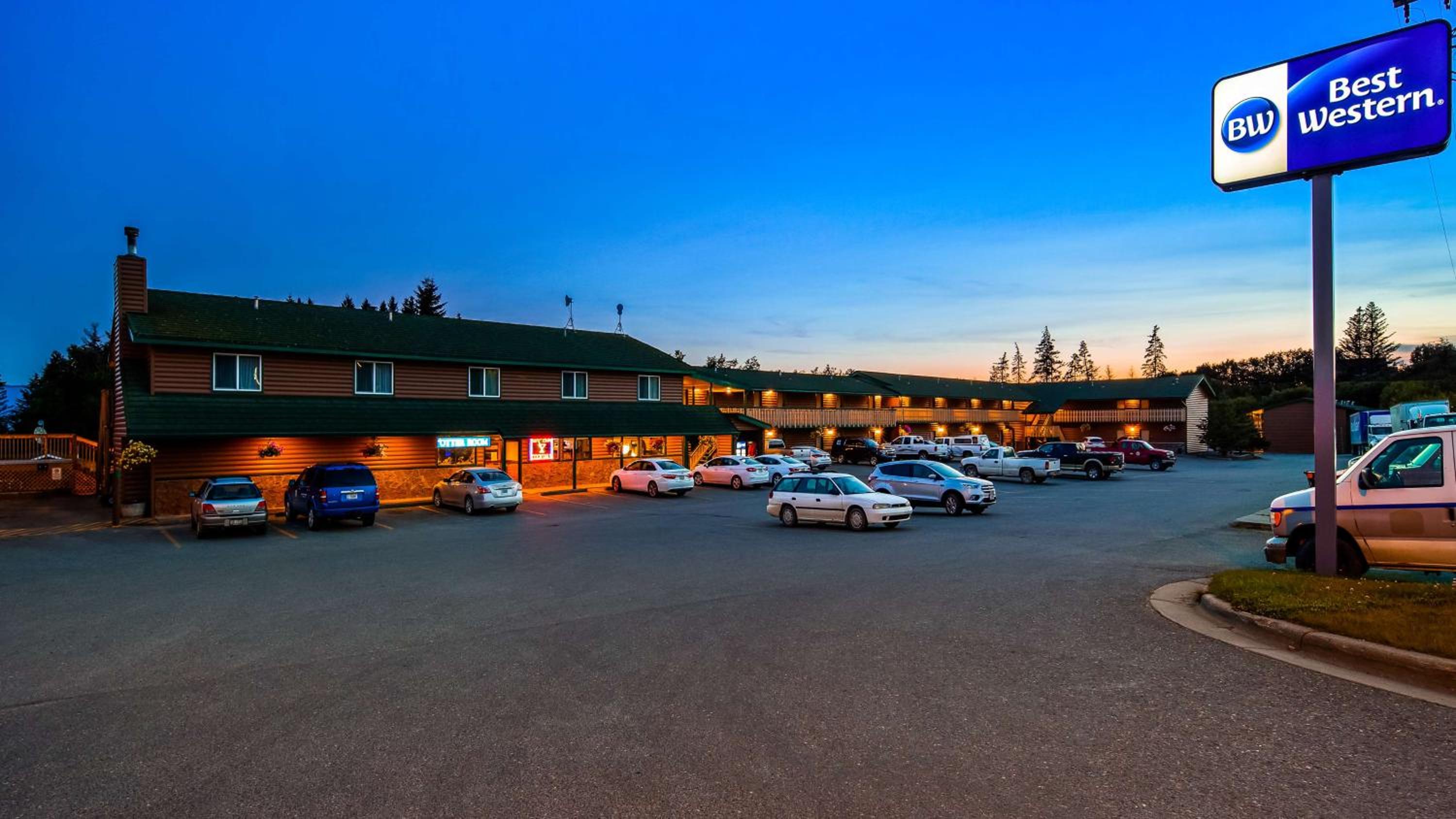 Homer Vacations - Best Western Bidarka Inn - Property Image 1