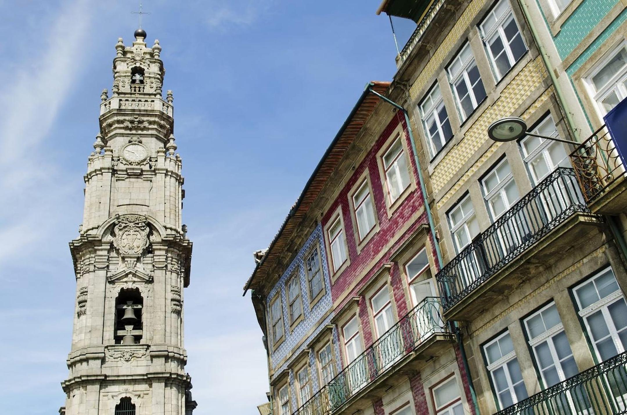 Sunny Oporto, Trindade Balcony