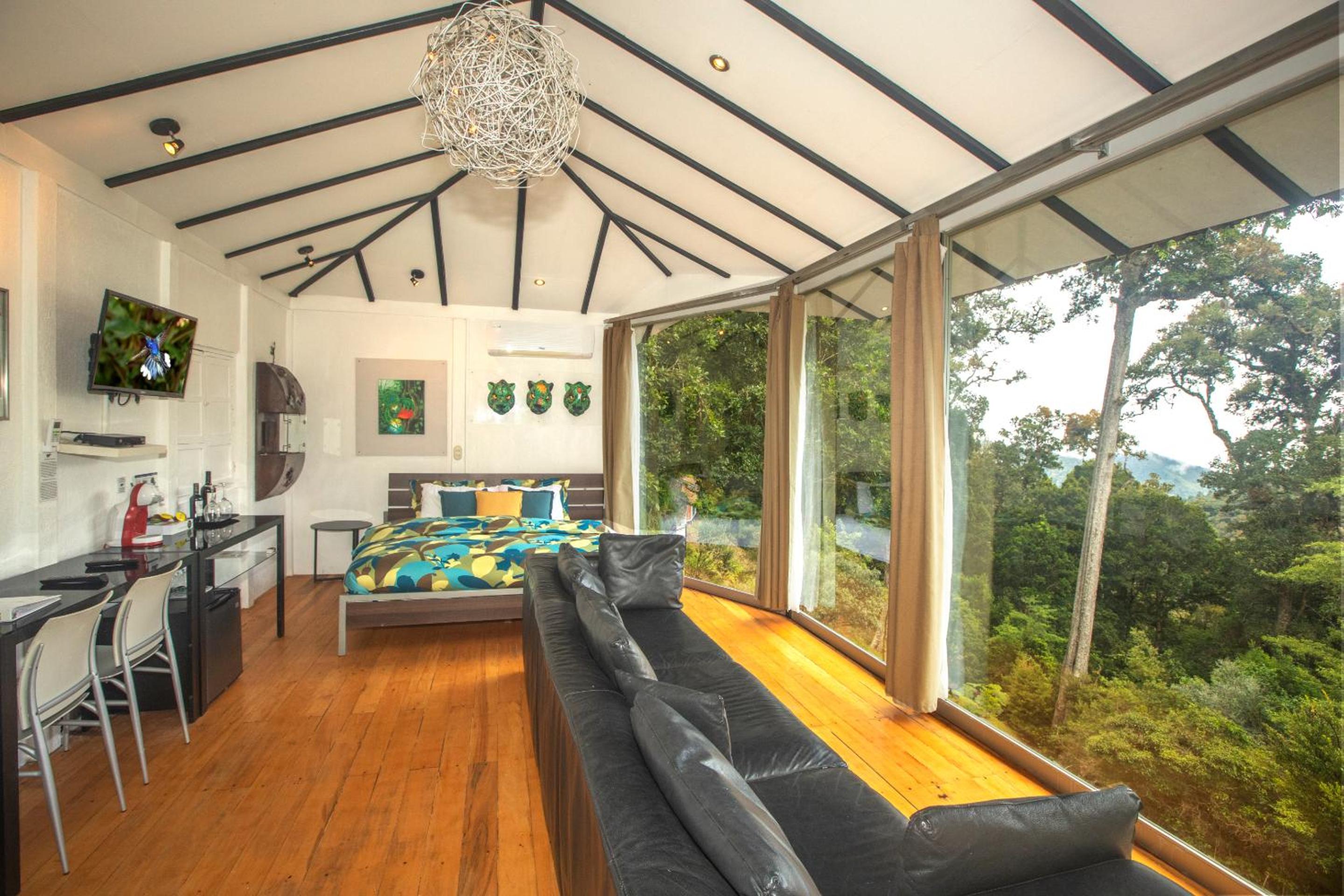 Dantica Cloud Forest Lodge