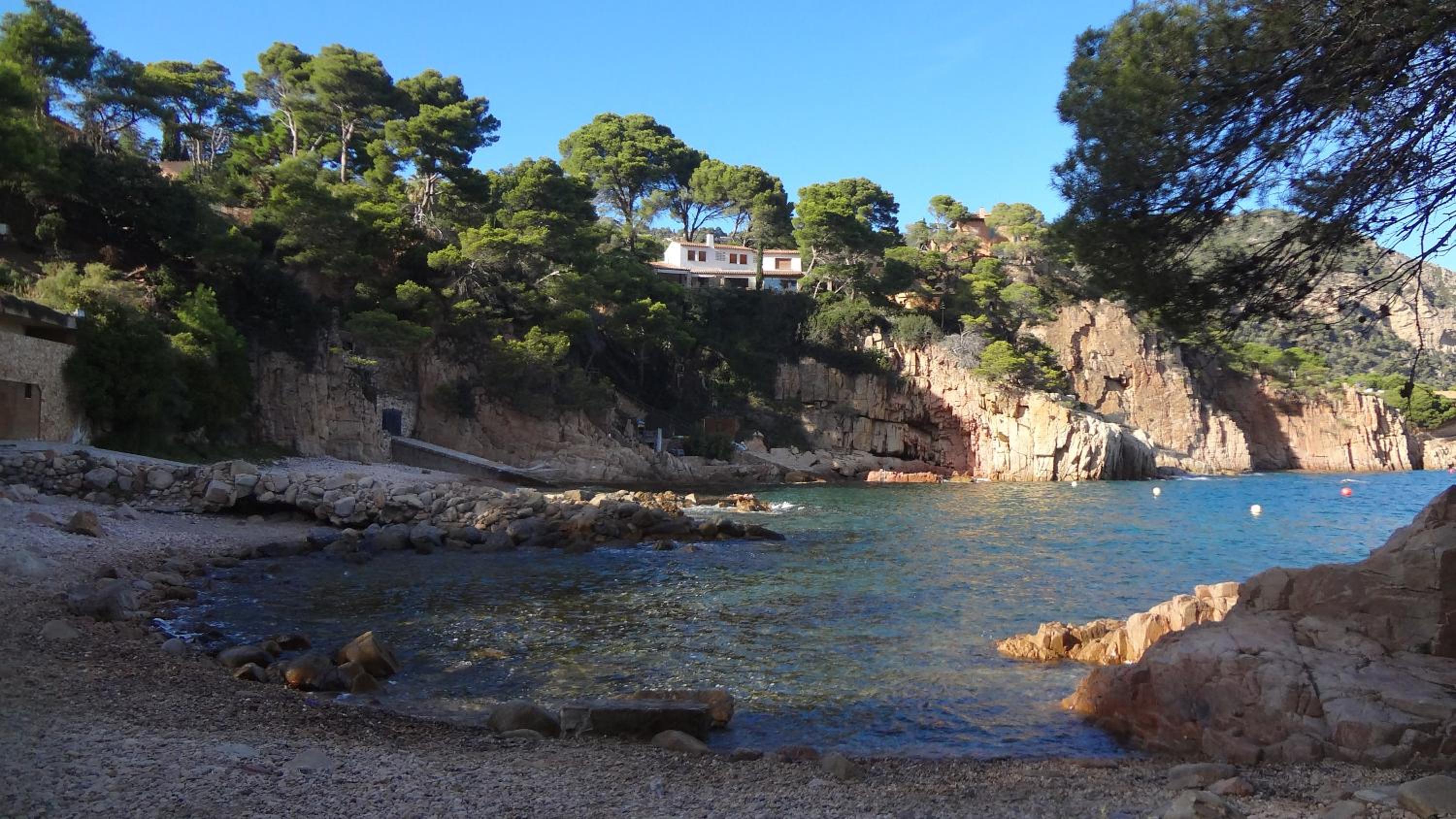 Encís d'Empordà -Adults Only-