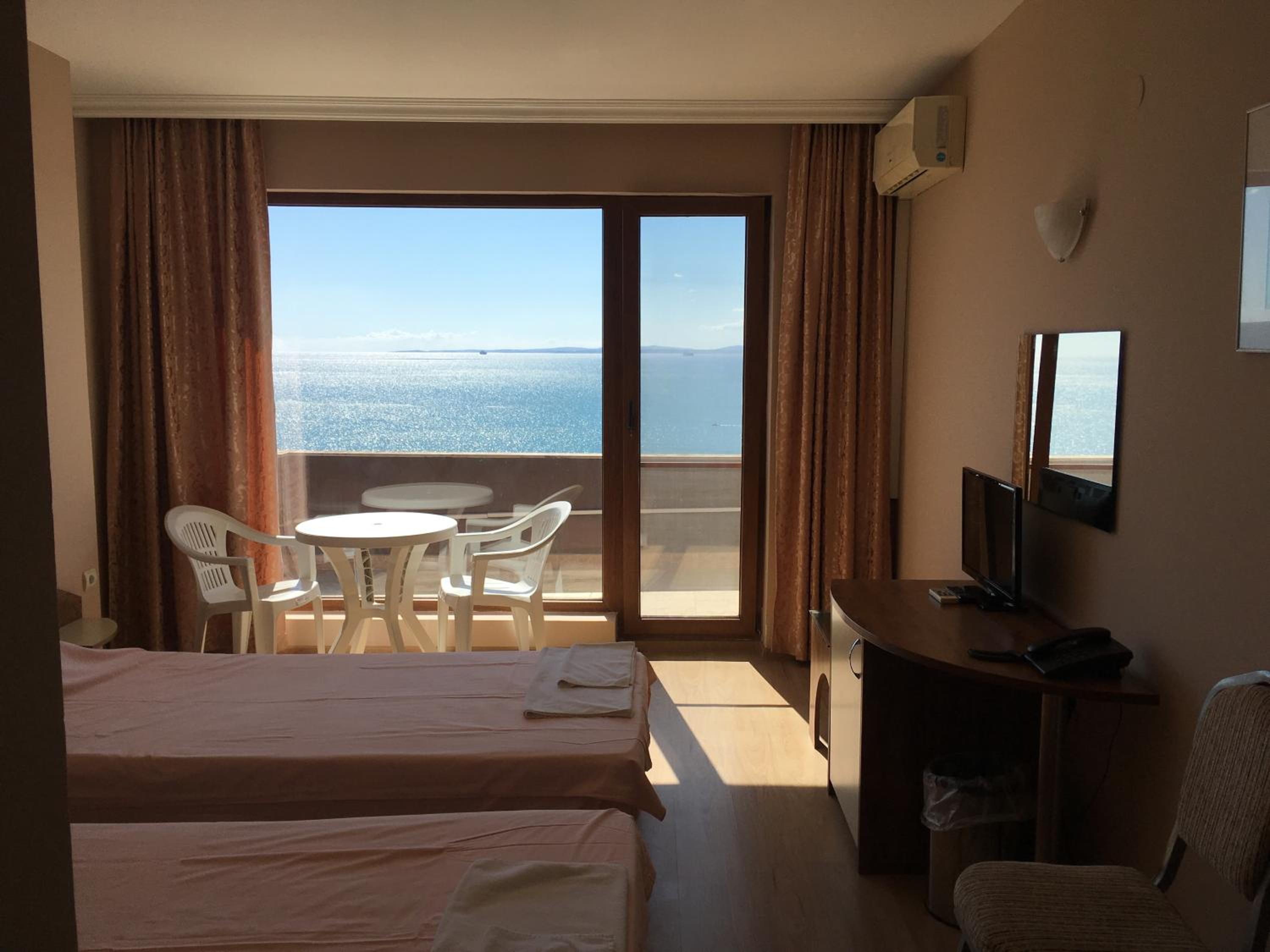 Relax Guest House