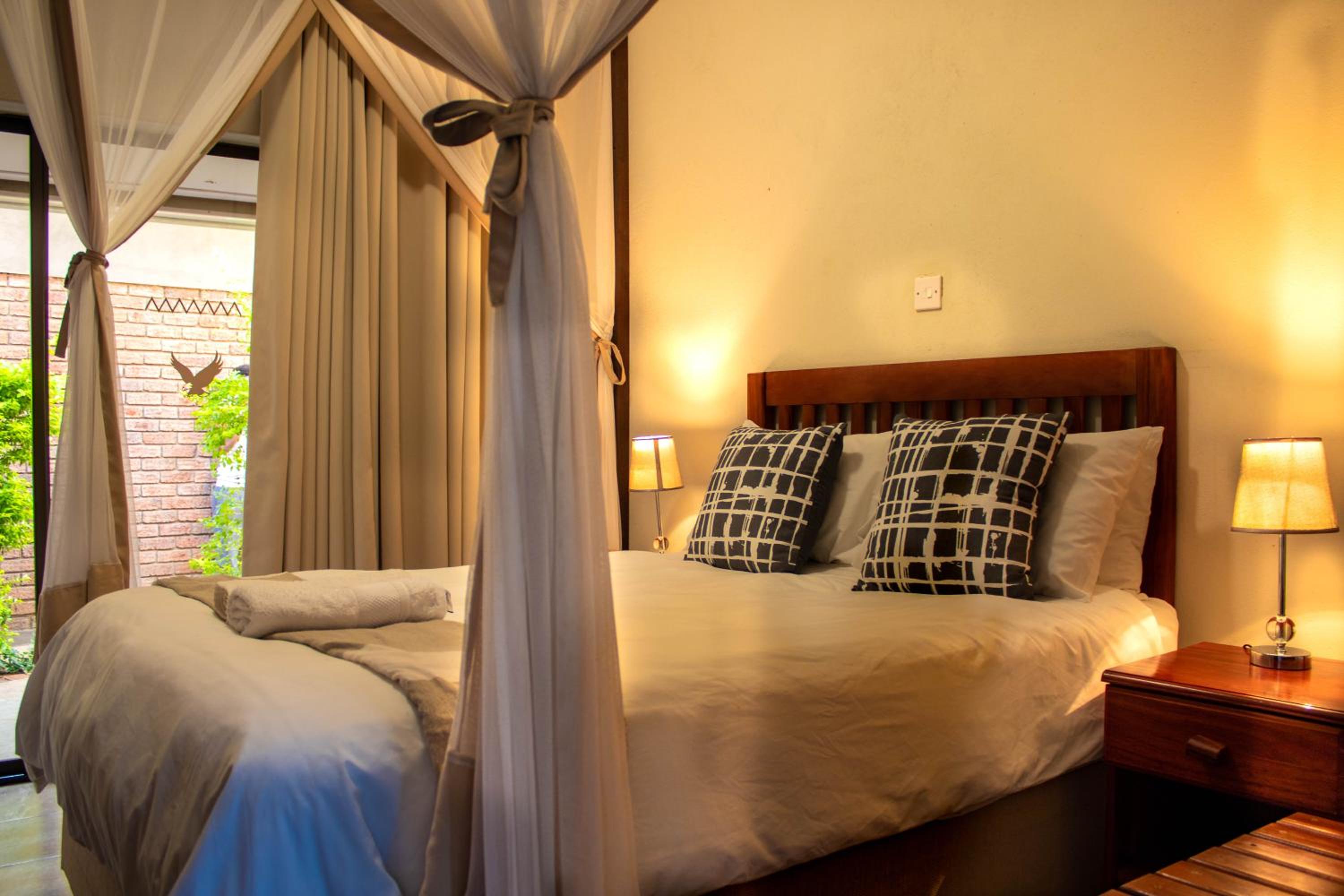 Dzimbahwe Guest Lodge