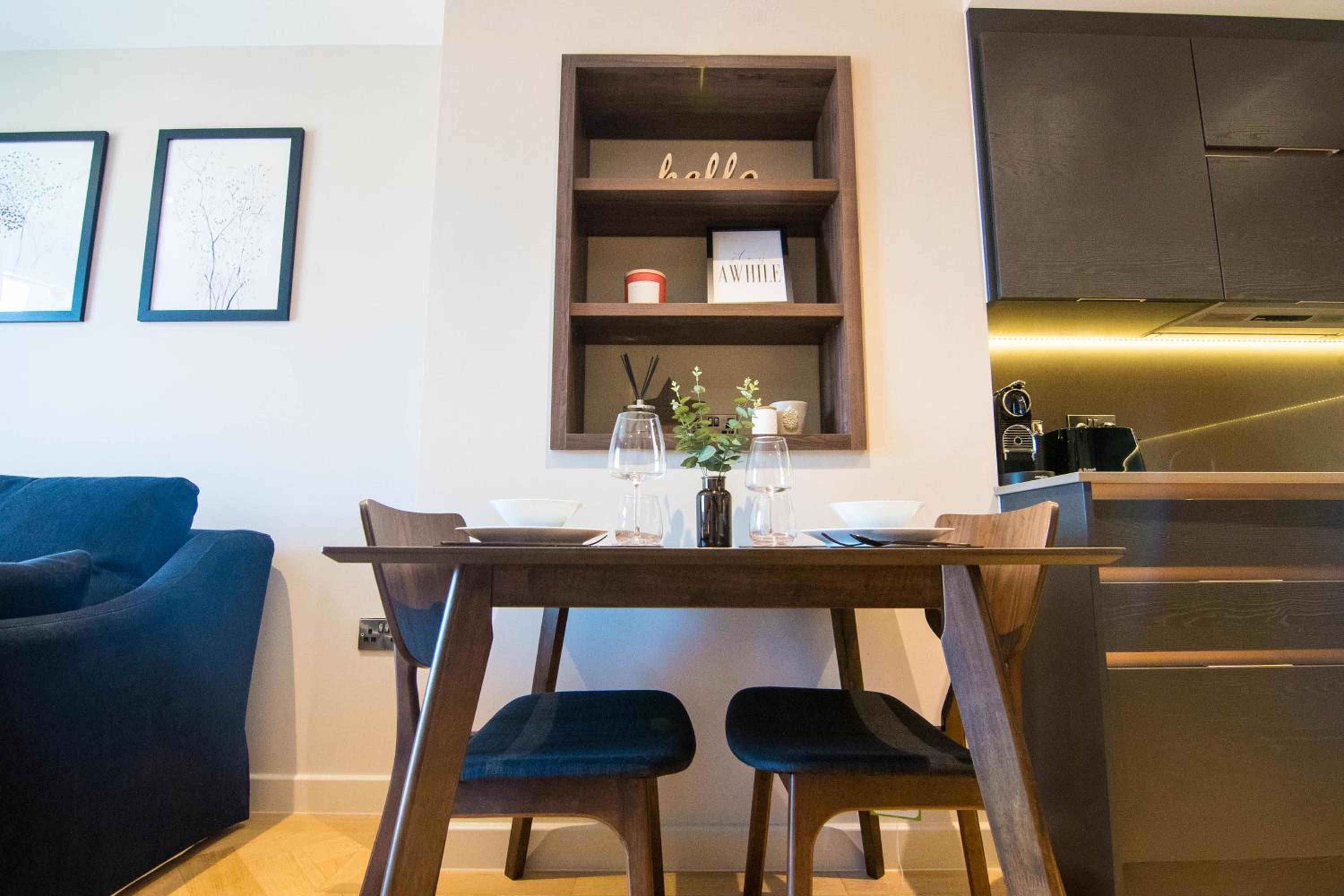 Entire 1 Bed - Number 39 - The Cosy Collection Ltd view 4