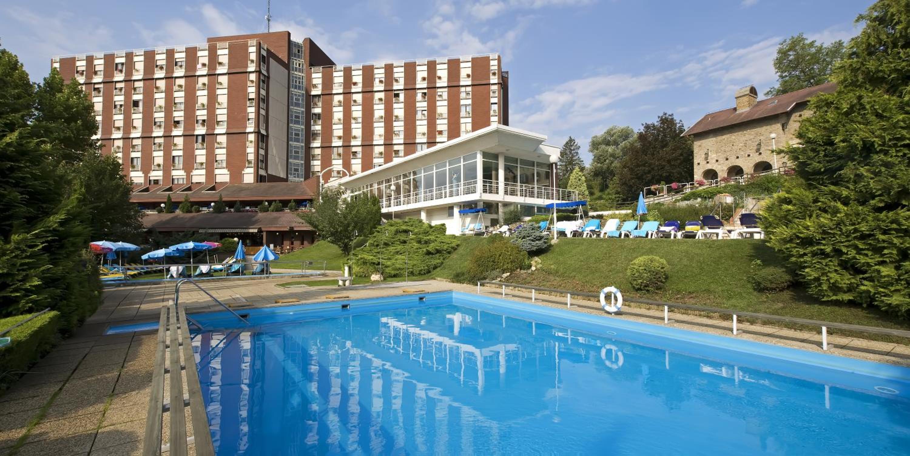 Hotel Ensana Thermal Aqua - Image 1