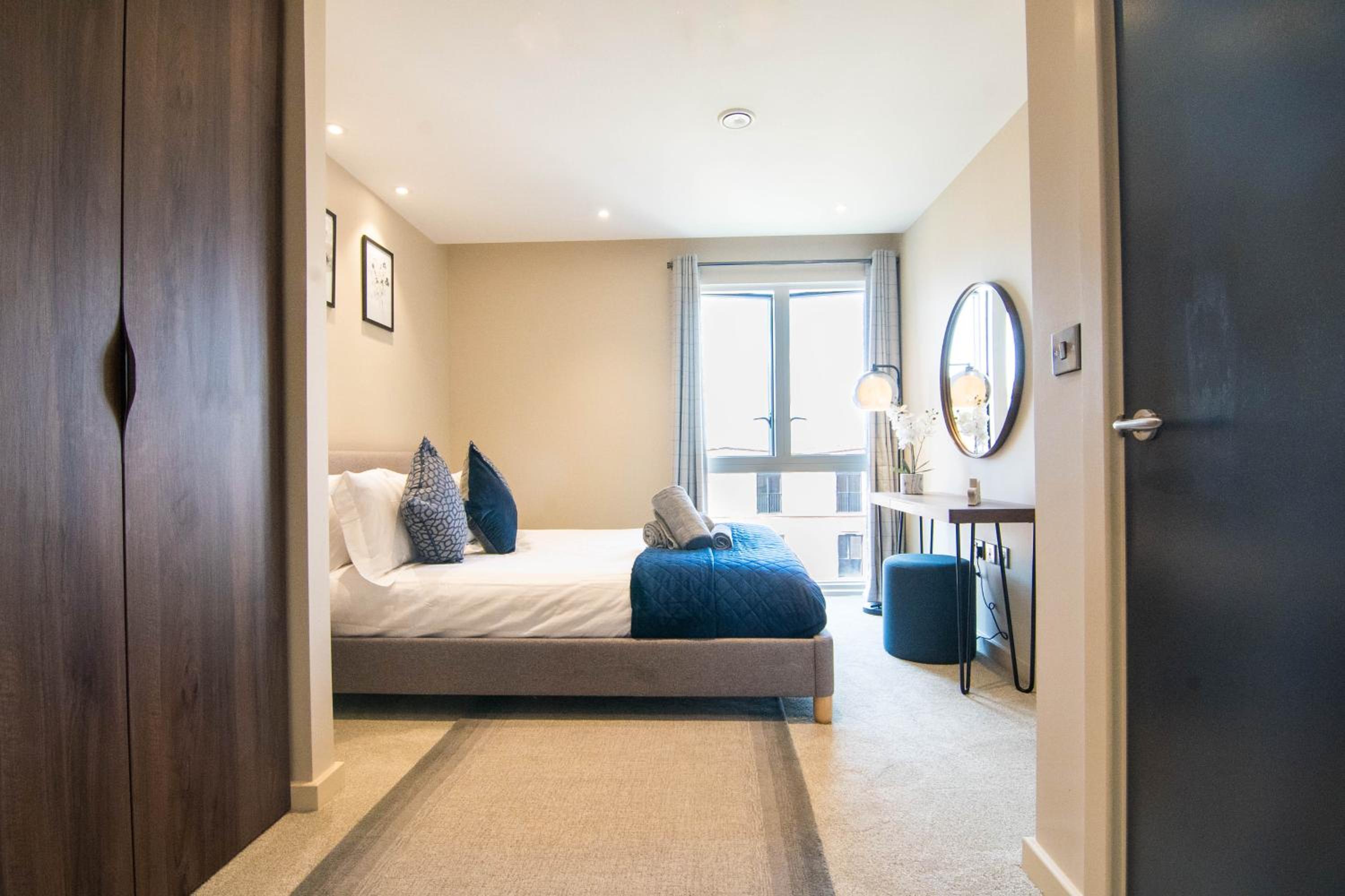 Entire 1 Bed - Number 39 - The Cosy Collection Ltd view 2