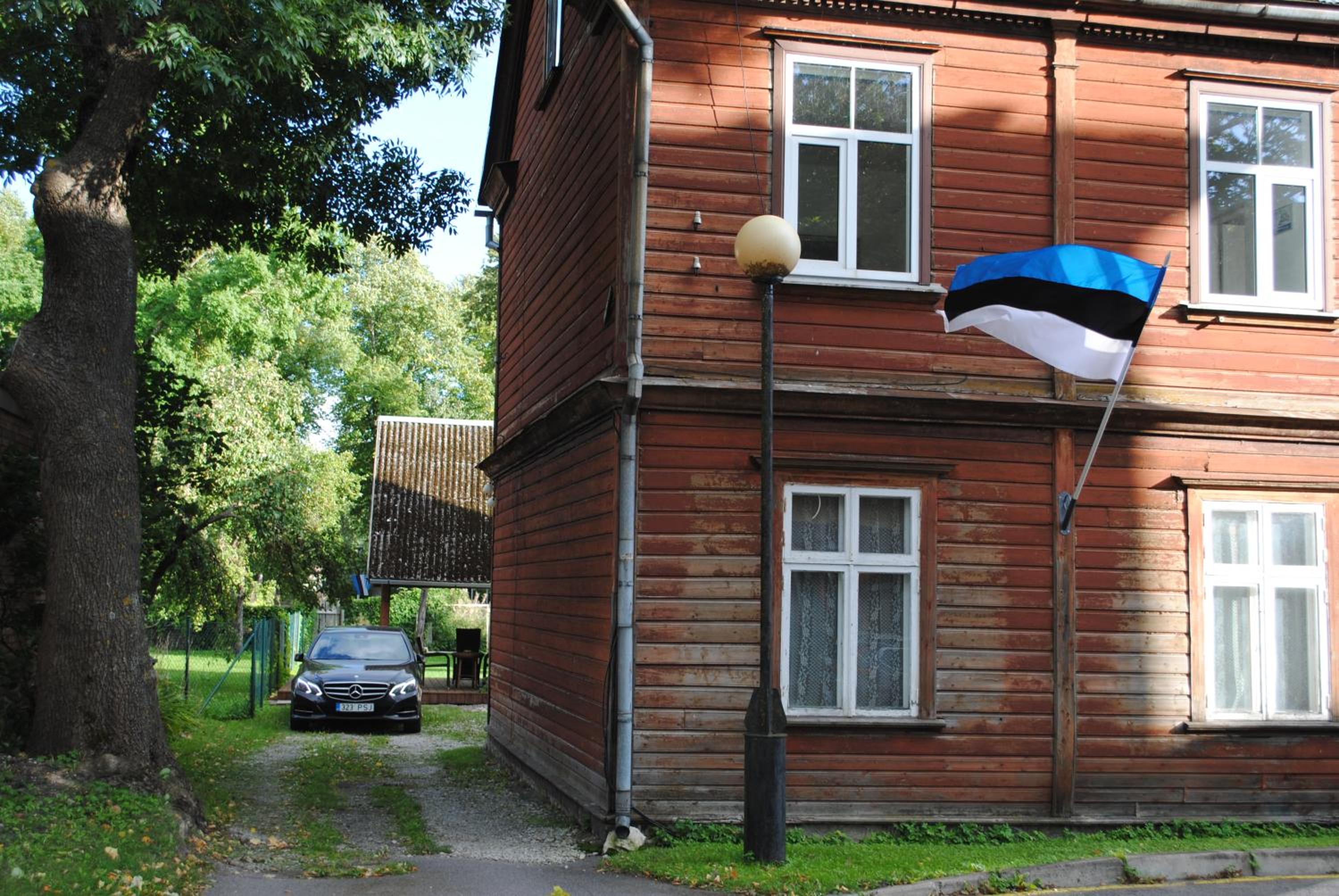 Aadelheide Family Apartments