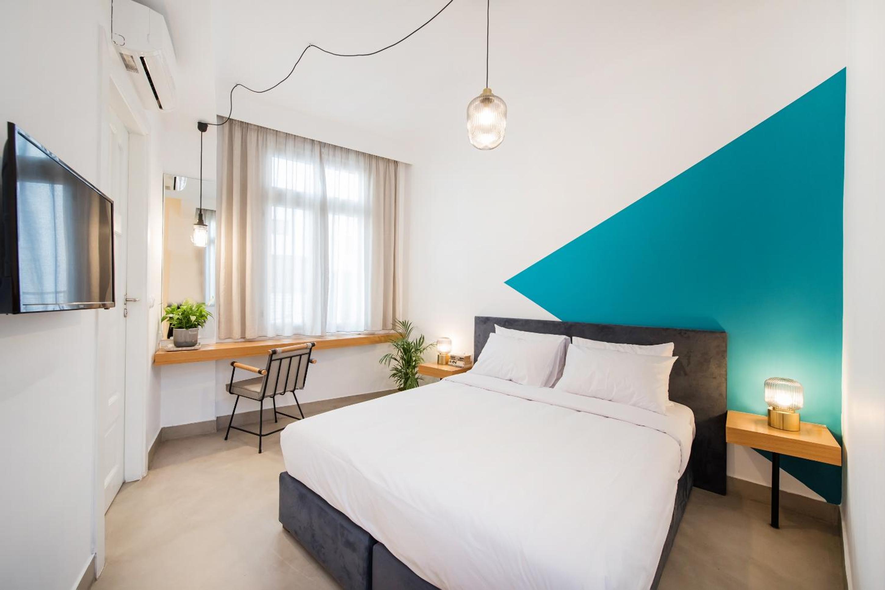 MONK Monastiraki Suites