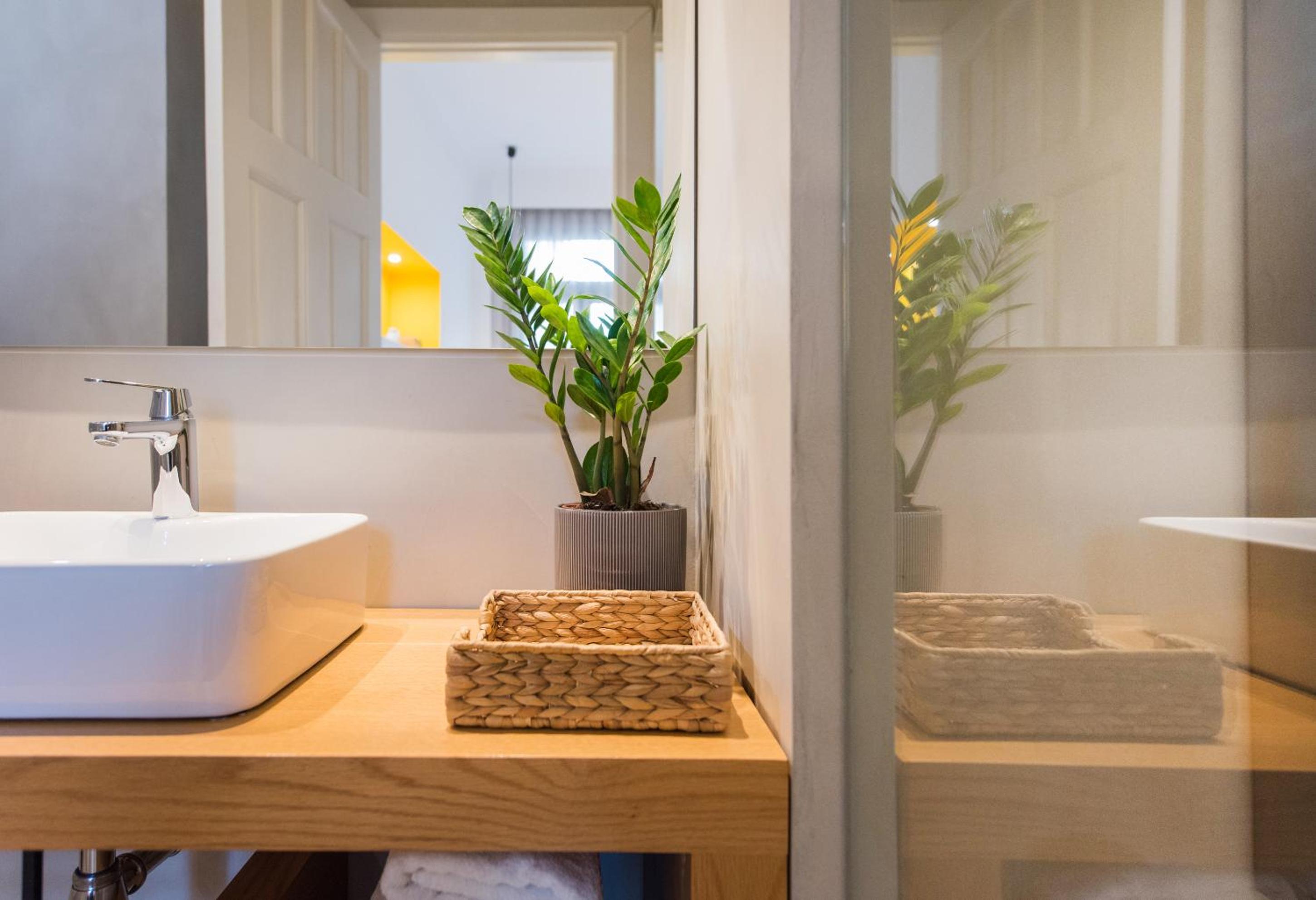 MONK Monastiraki Suites