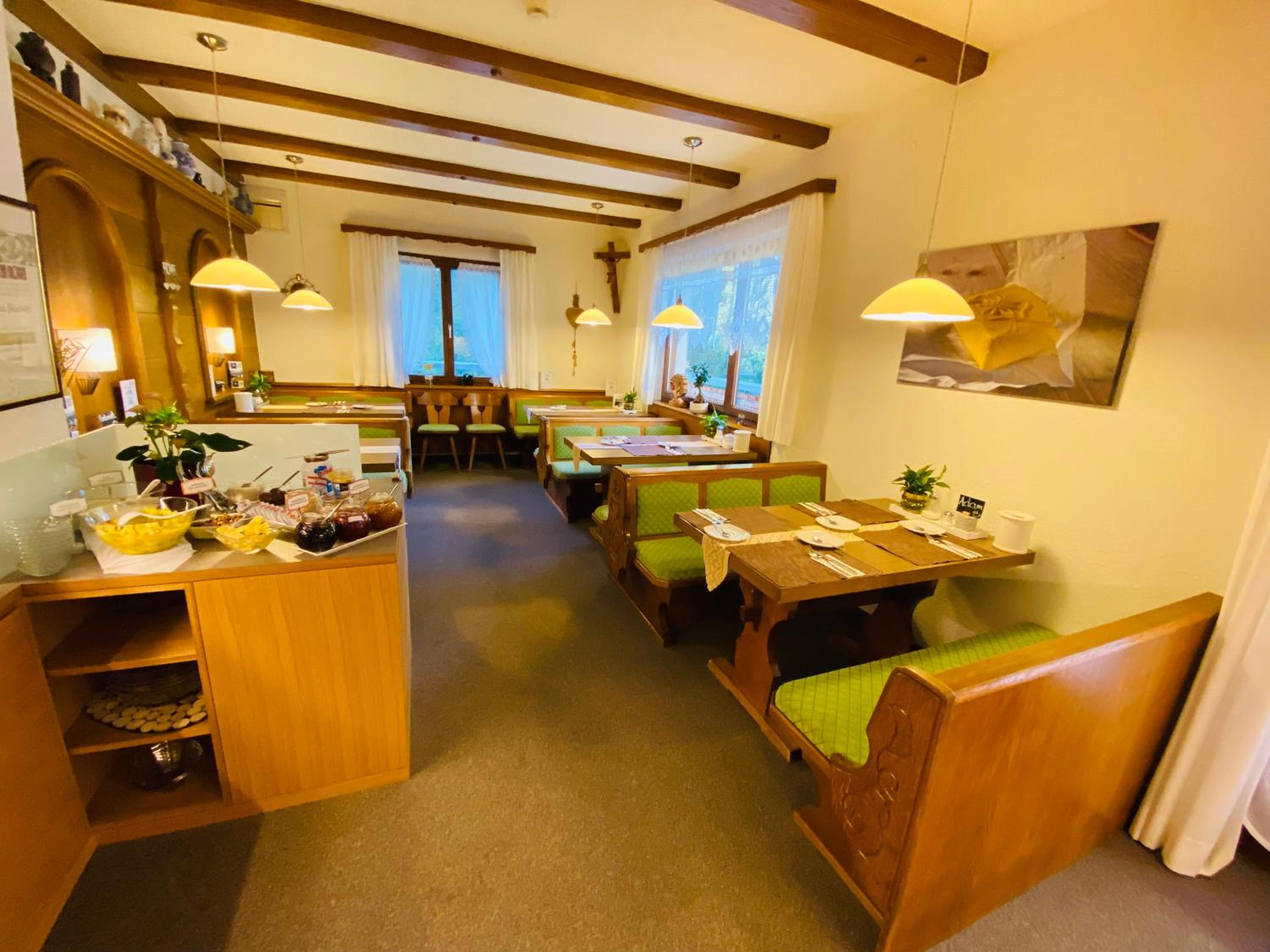 Hotel Garni Enzian