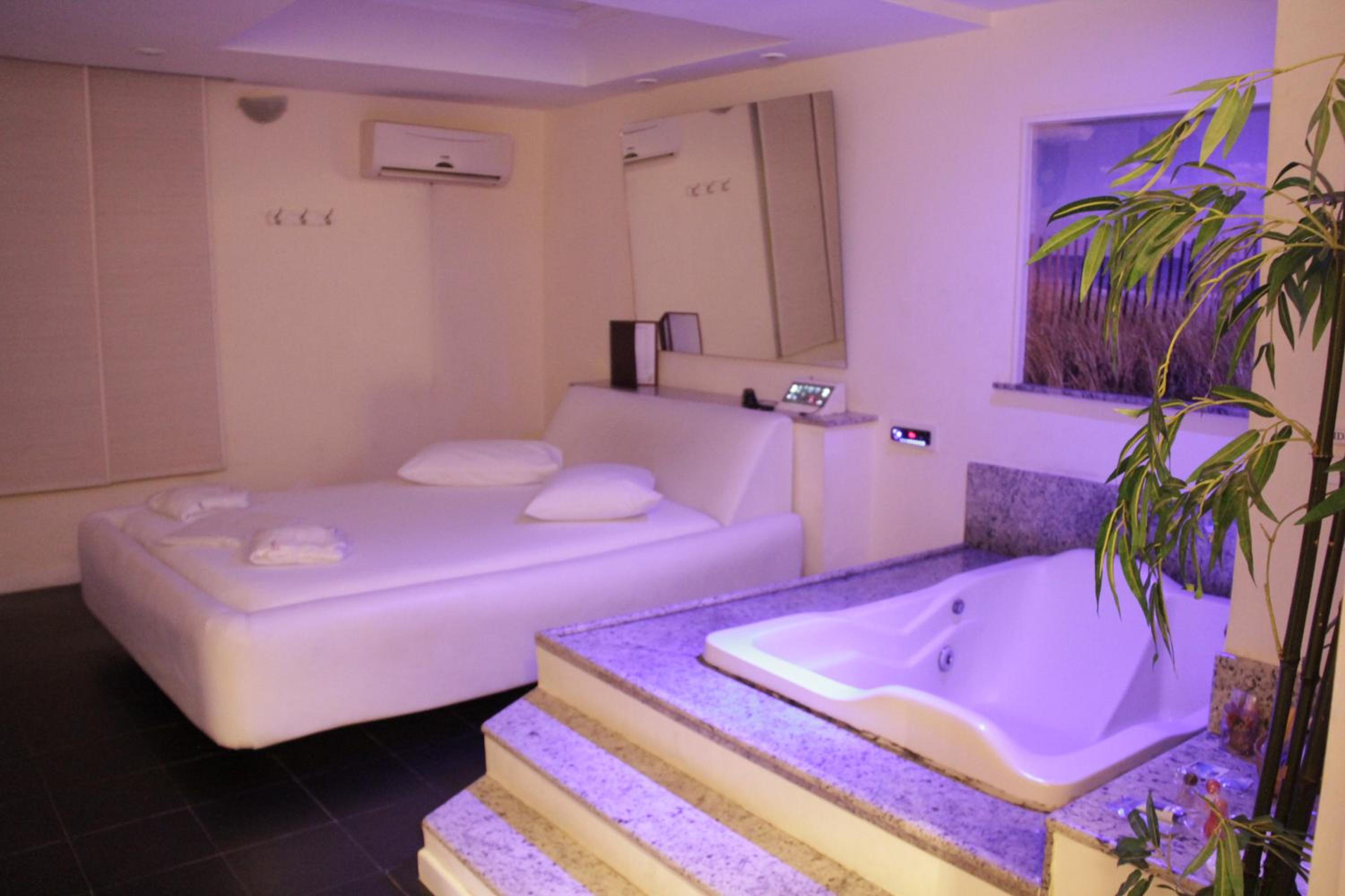 Jacuzzi
