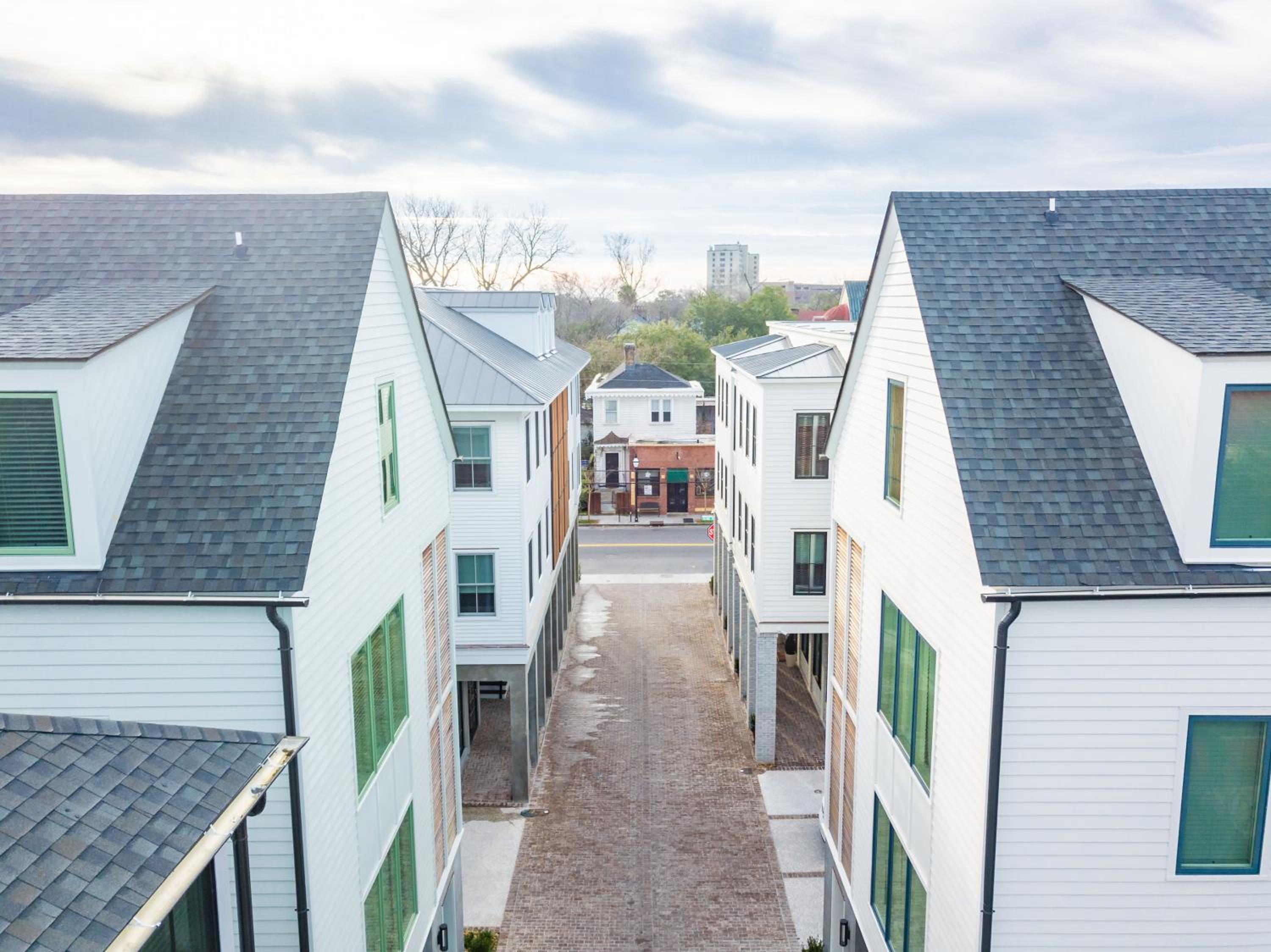 122-201 · The Ashley Suite at The Edisto view 4