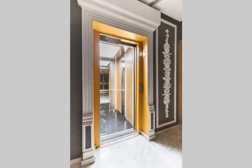 LUXURY APARTMENT IN THE HEART OF MARRAKECH GUELIZ