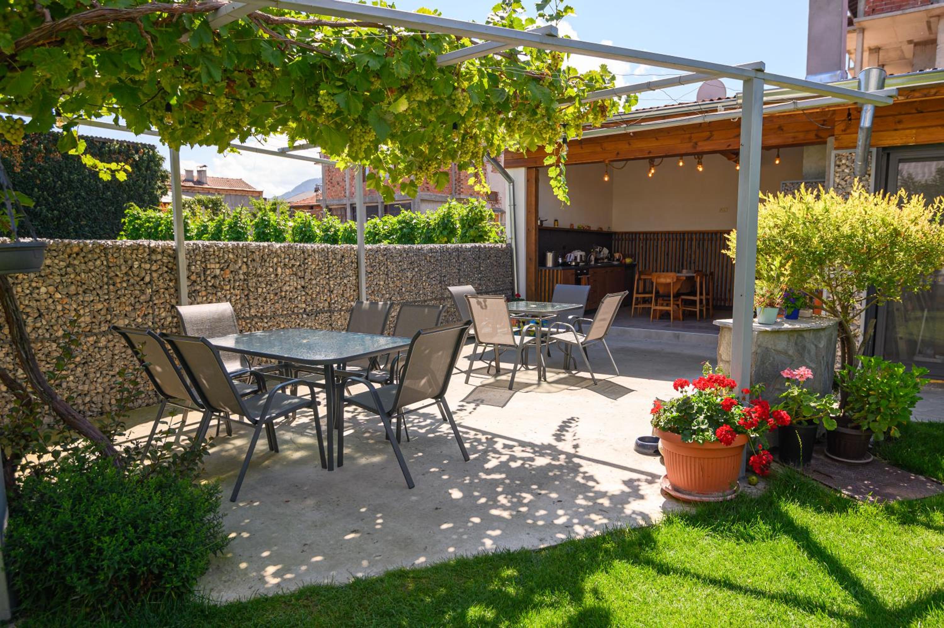 Guest House 7