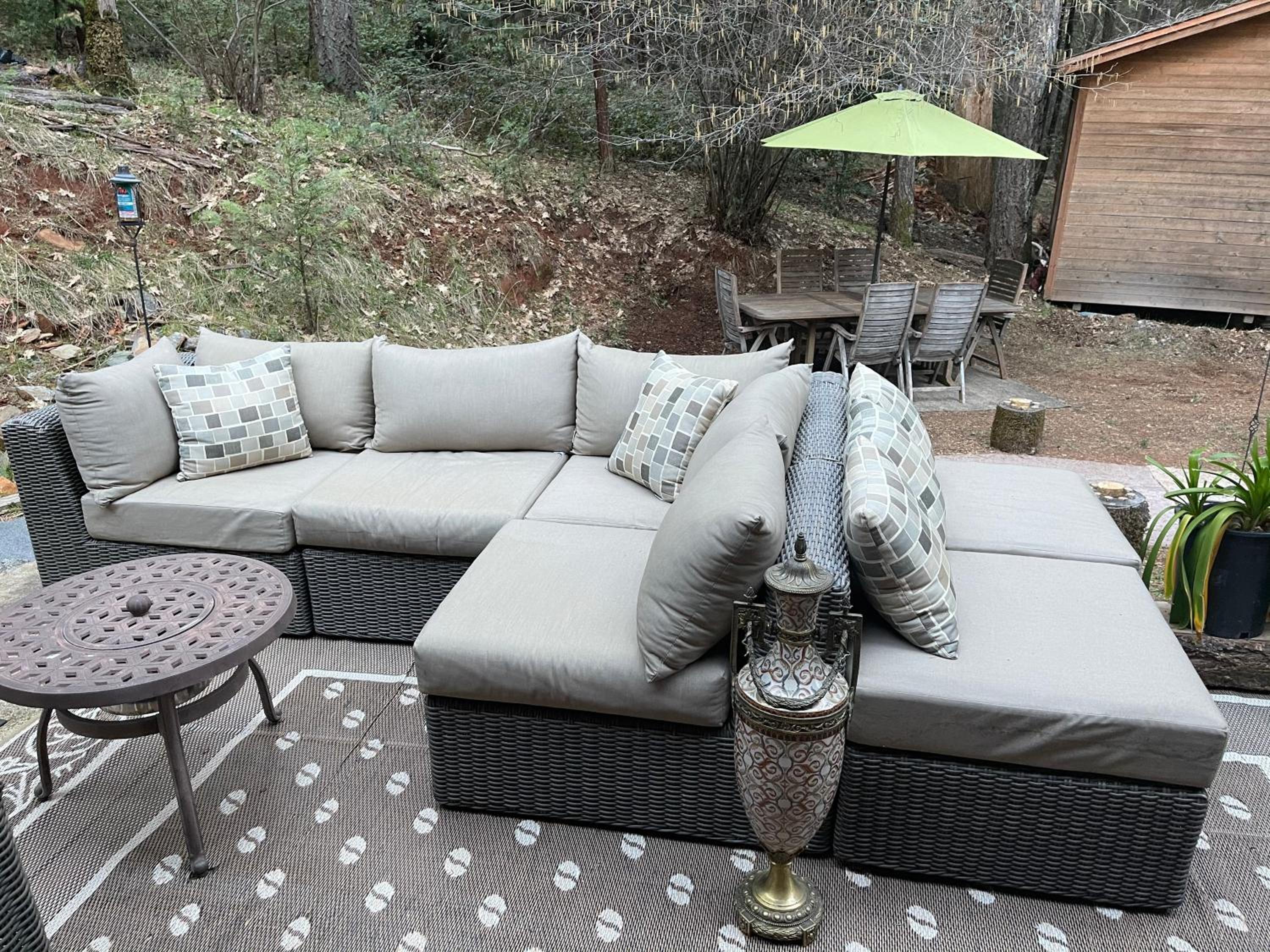 A Lovely Cabin House at Way Woods Retreat with Outdoor Hot Tub! - By Sacred Hub MGMT view 3