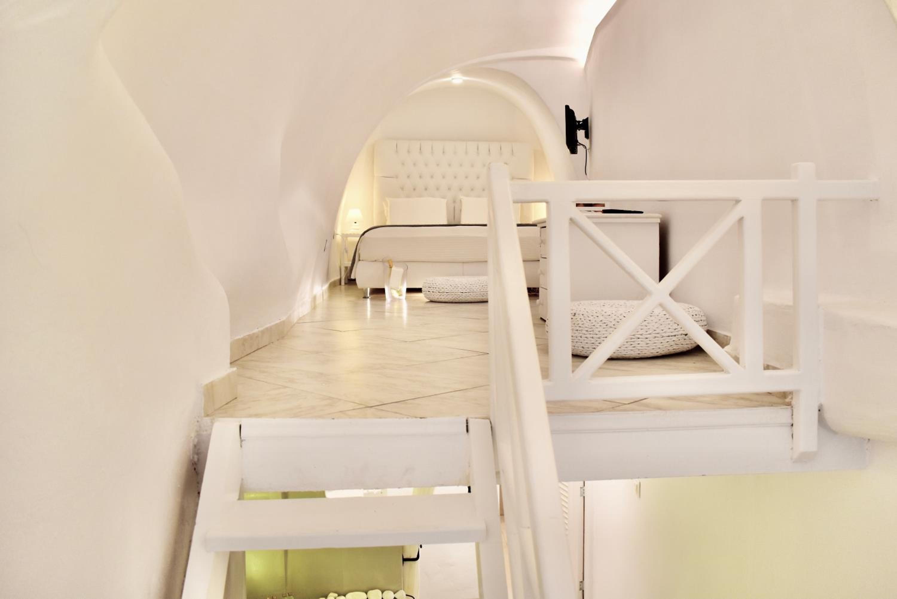 Aeolos Art and Eco Suites - Adults Only 16