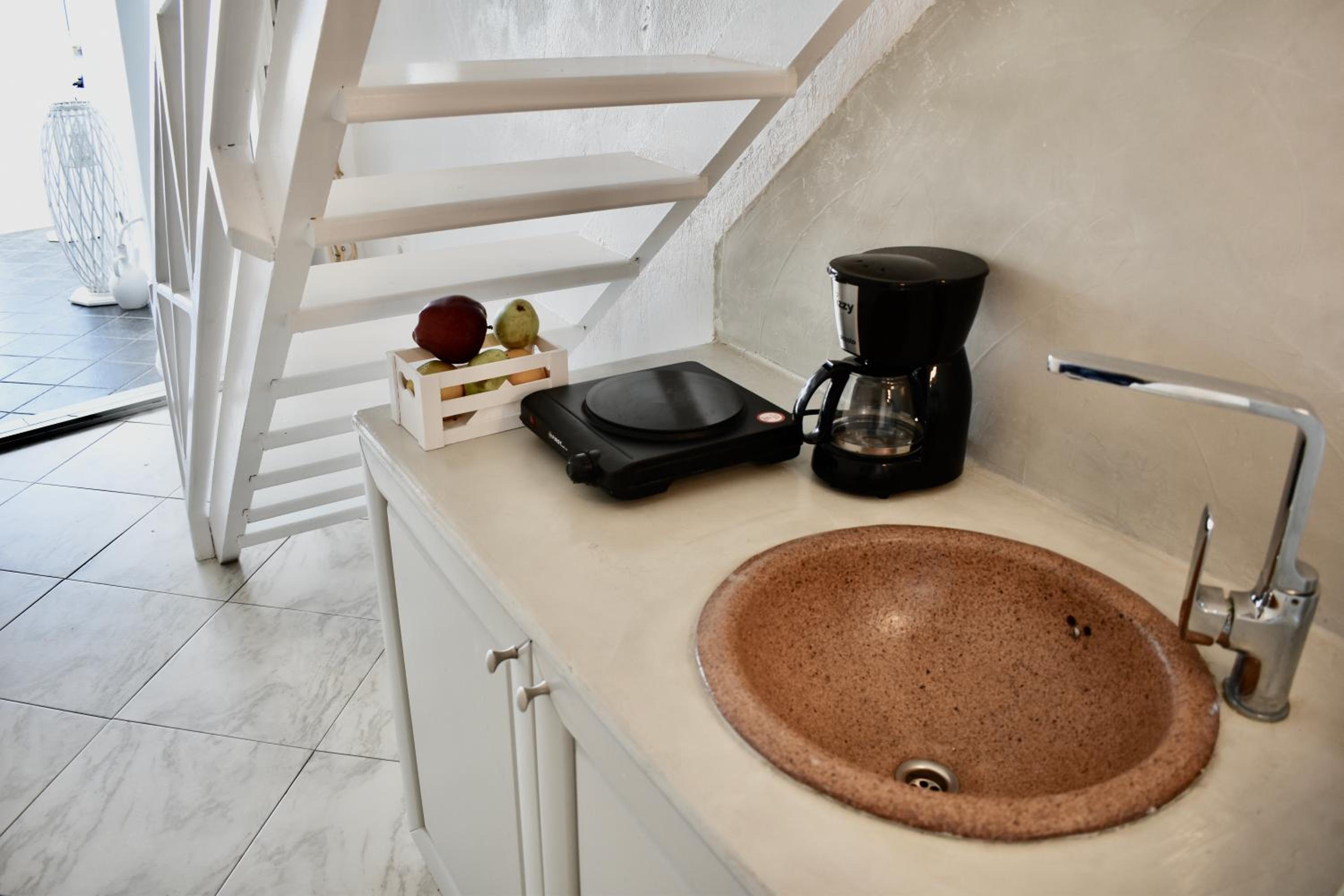 Aeolos Art and Eco Suites - Adults Only 17