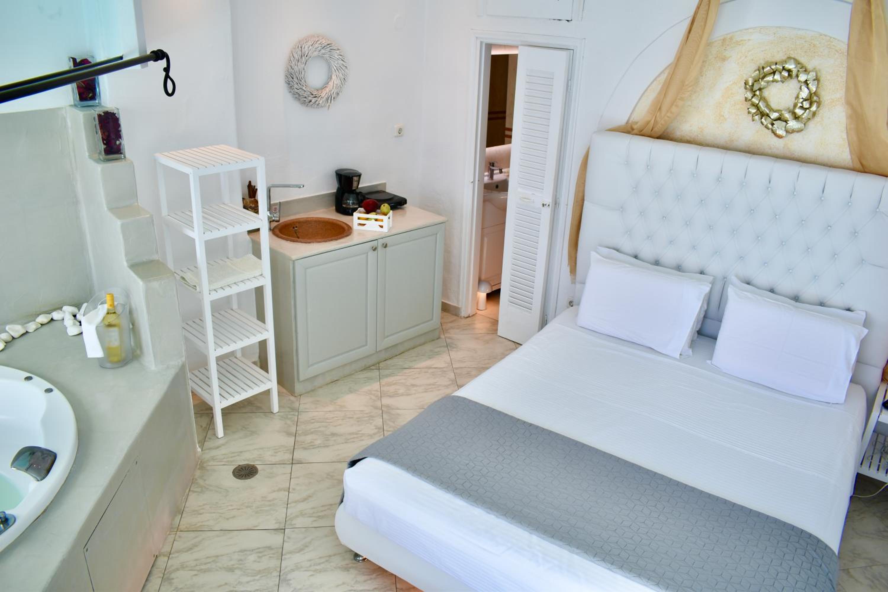 Aeolos Art and Eco Suites - Adults Only 39