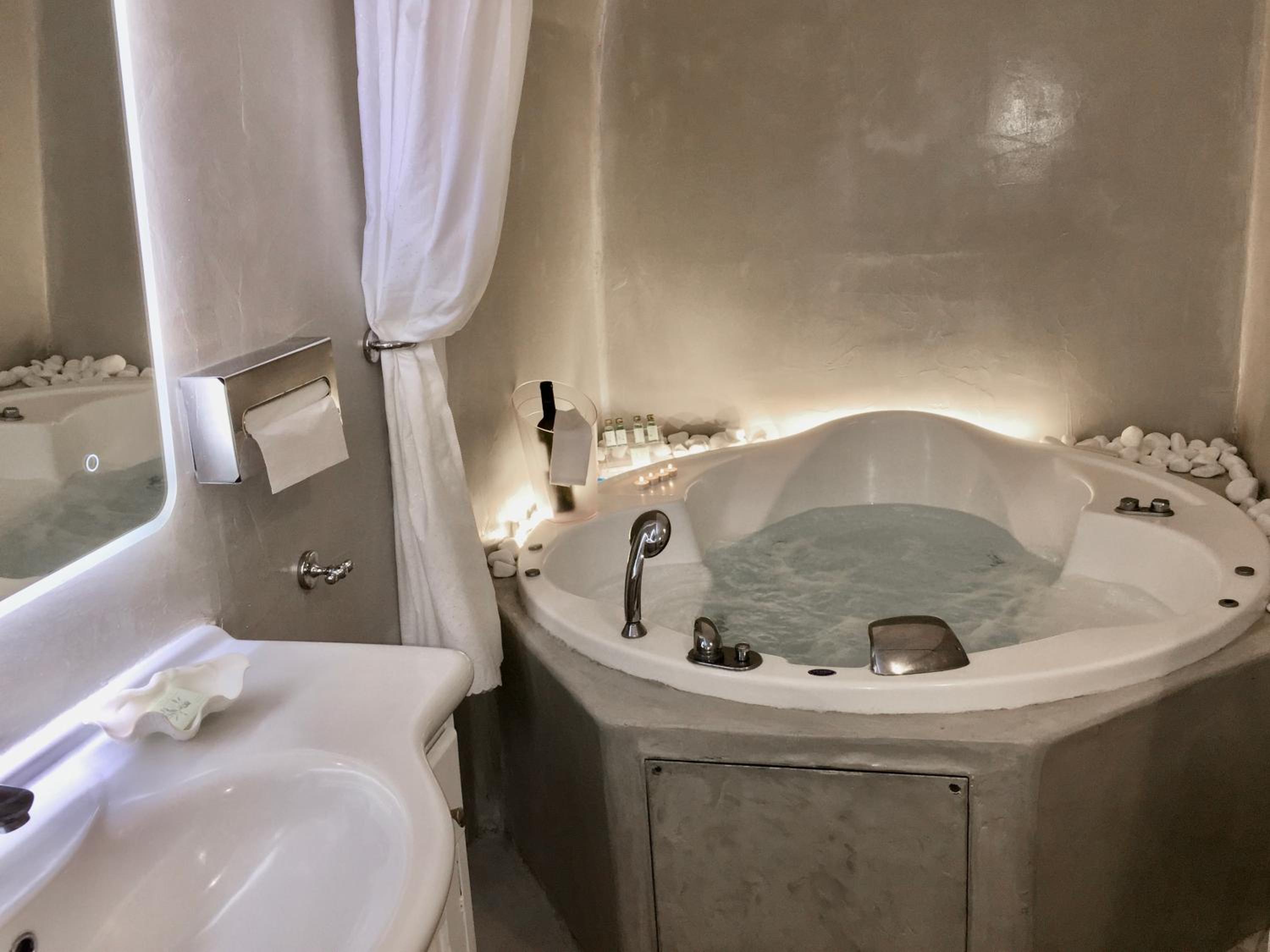 Aeolos Art and Eco Suites - Adults Only 41