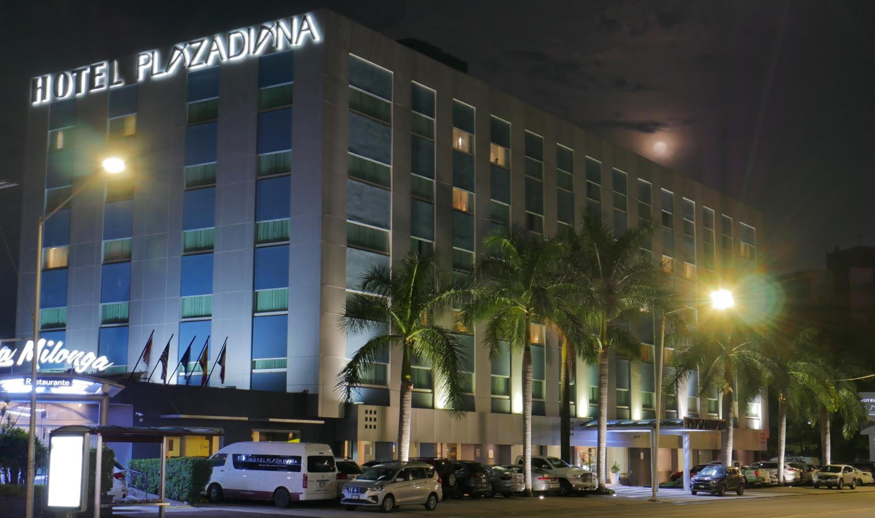 Hotel Plaza Diana - Image 1