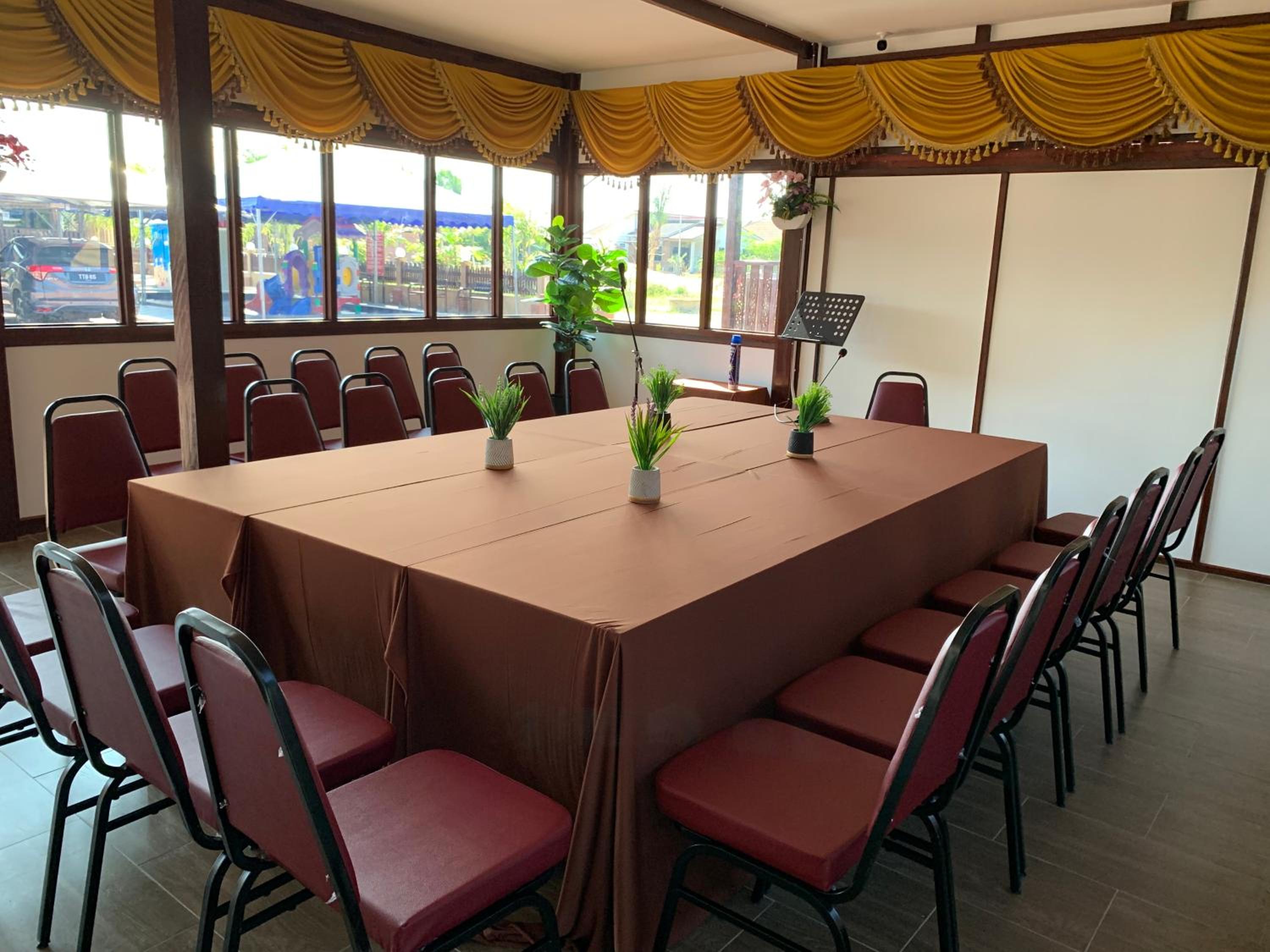 D'Razna Chalet Pantai Seberang Takir photo 8