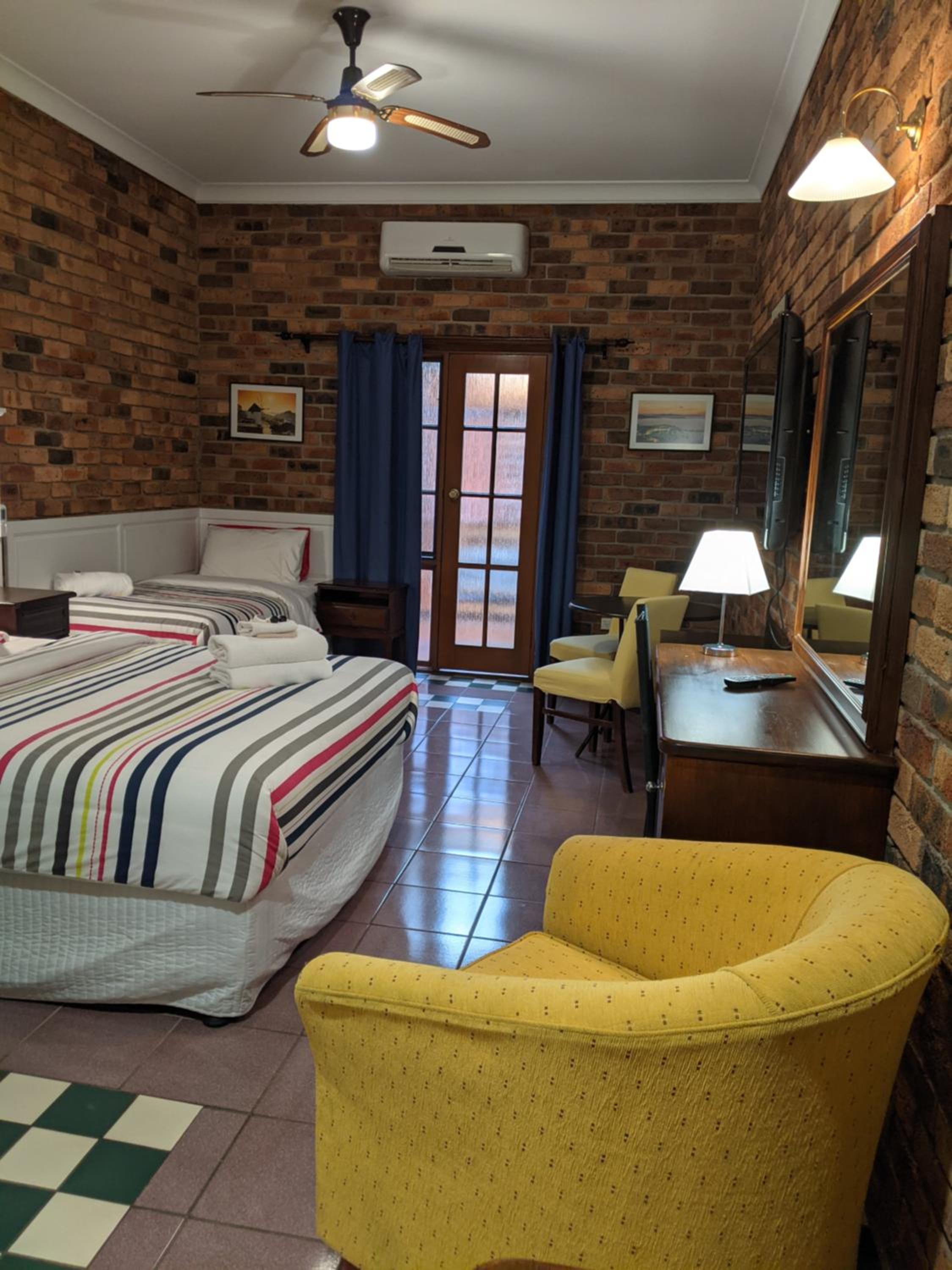 Ettalong Beach Tourist Resort