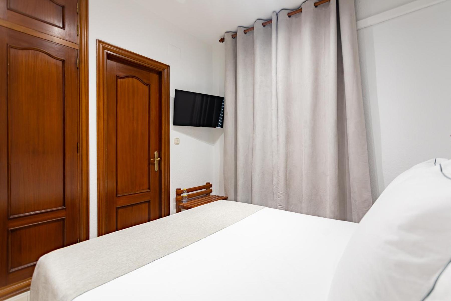 Hostal La Costa