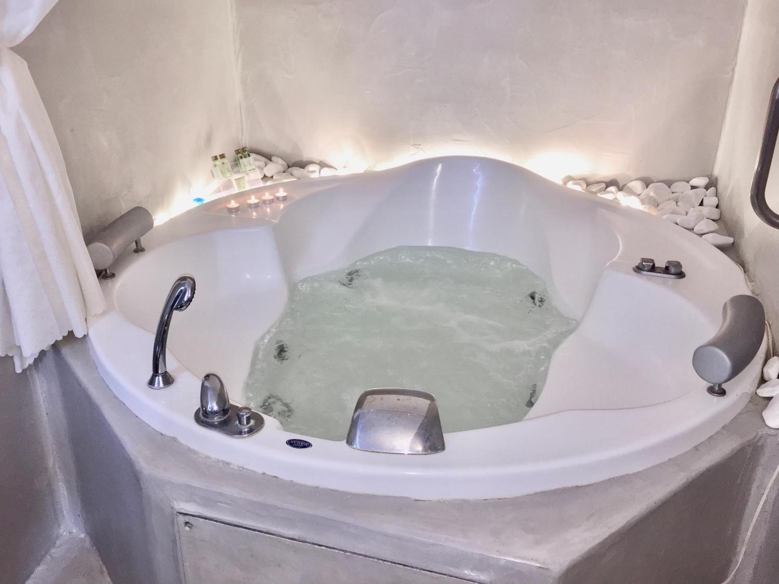 Aeolos Art and Eco Suites - Adults Only 77