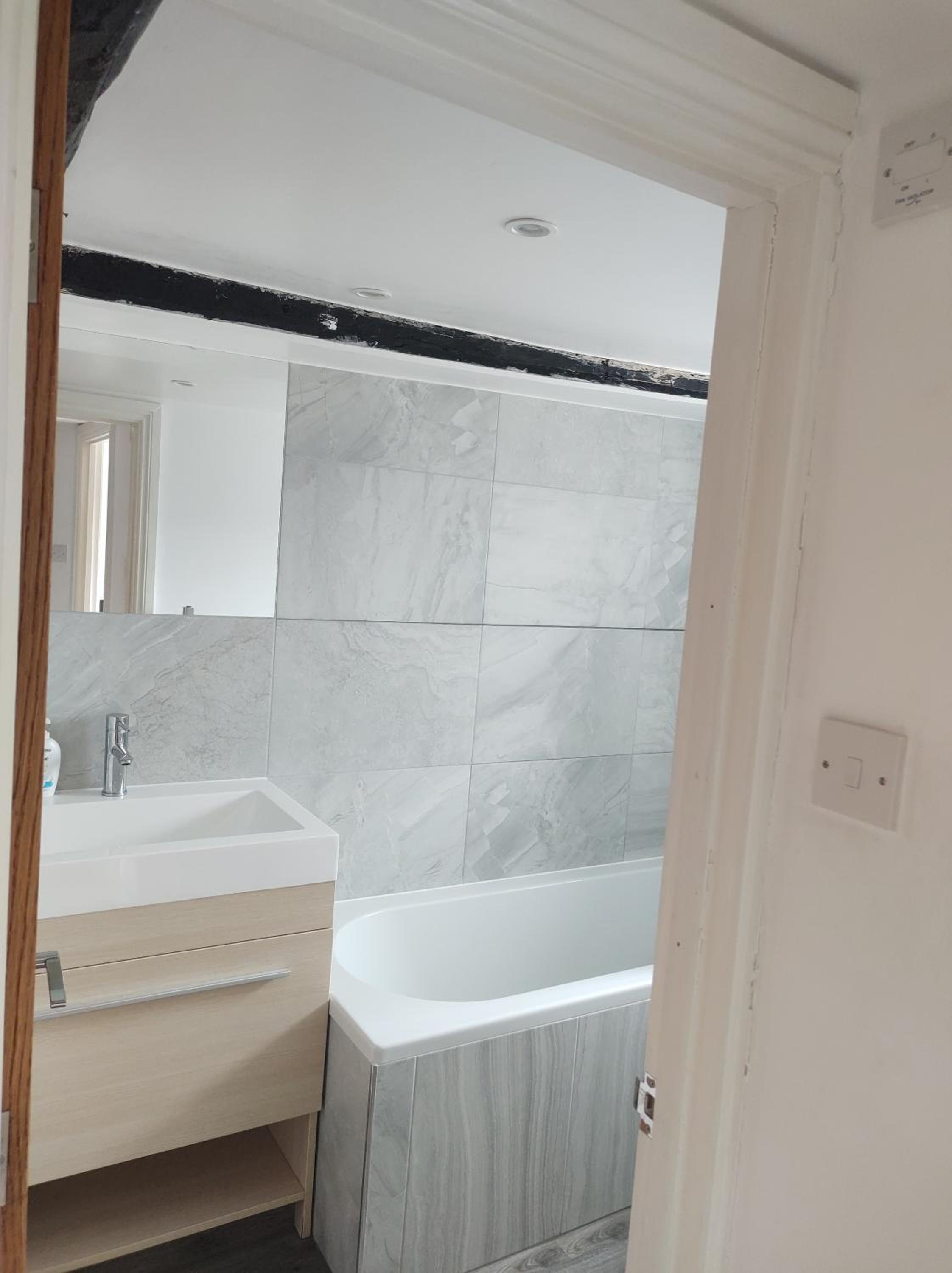 Milton House, photo 3