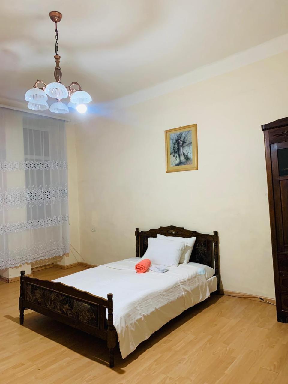 Daisy Hostel & Tour
