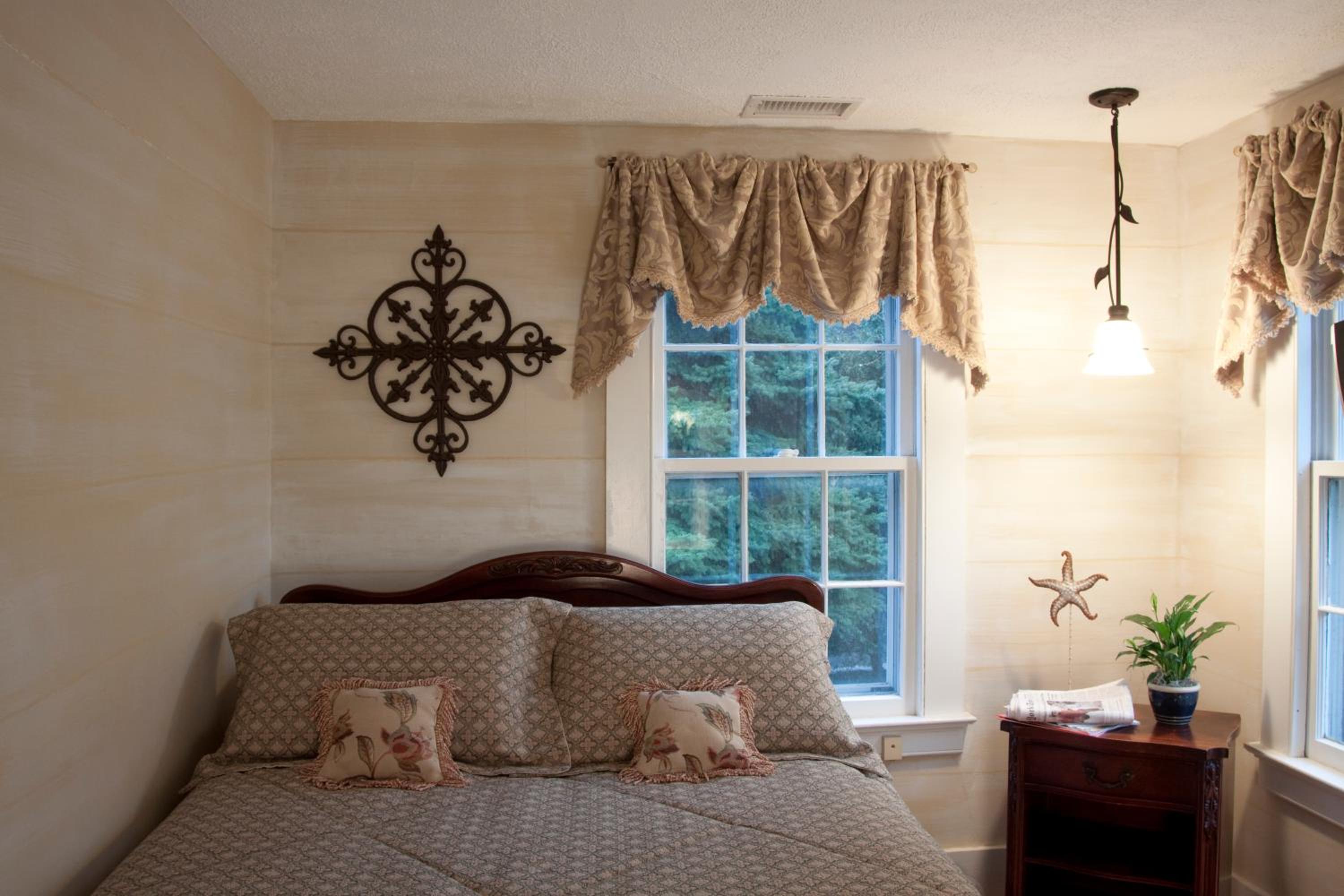 New York City Vacations - Scranton Seahorse Inn - Property Image 3