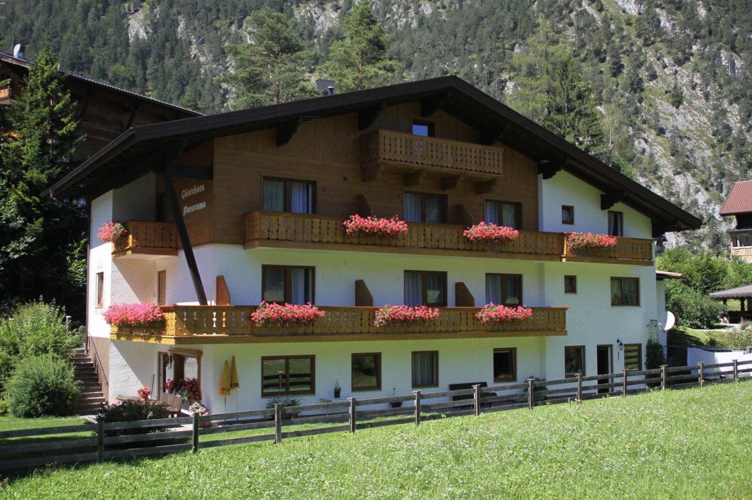 Hotel Gästehaus Panorama - Image 1