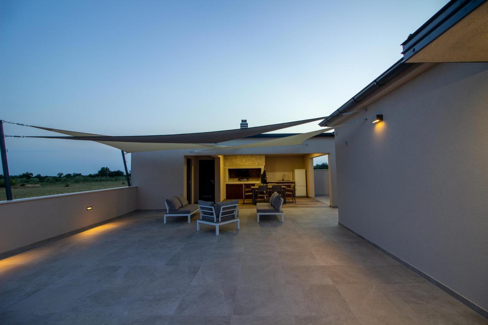Amazing villa Ani with Pool & whirpool near the beach - WiiBuk view 3
