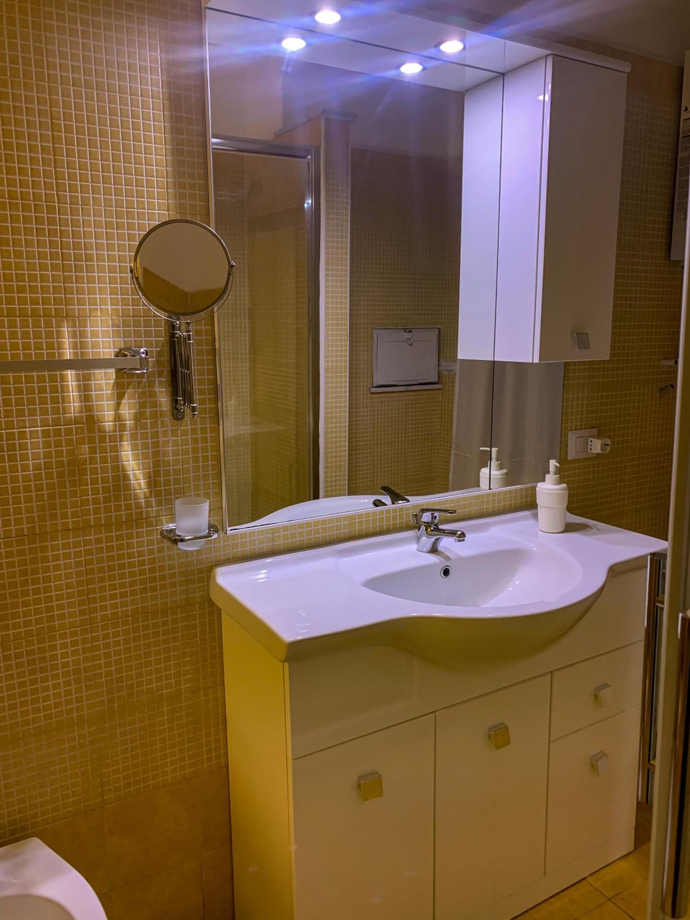 Galasso Apartments photo 4