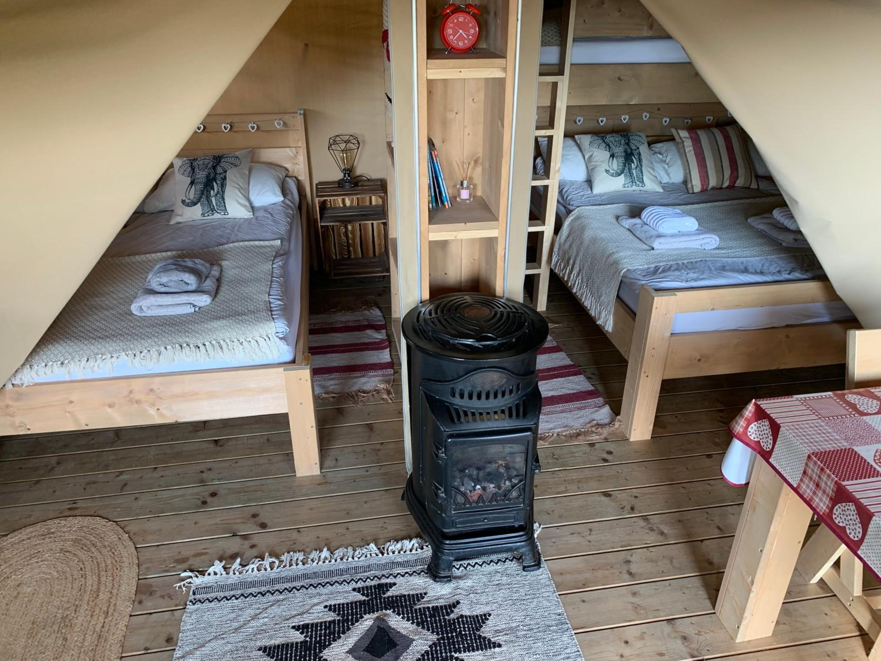 Safari Tent with Hot Tub in heart of Snowdonia view 5