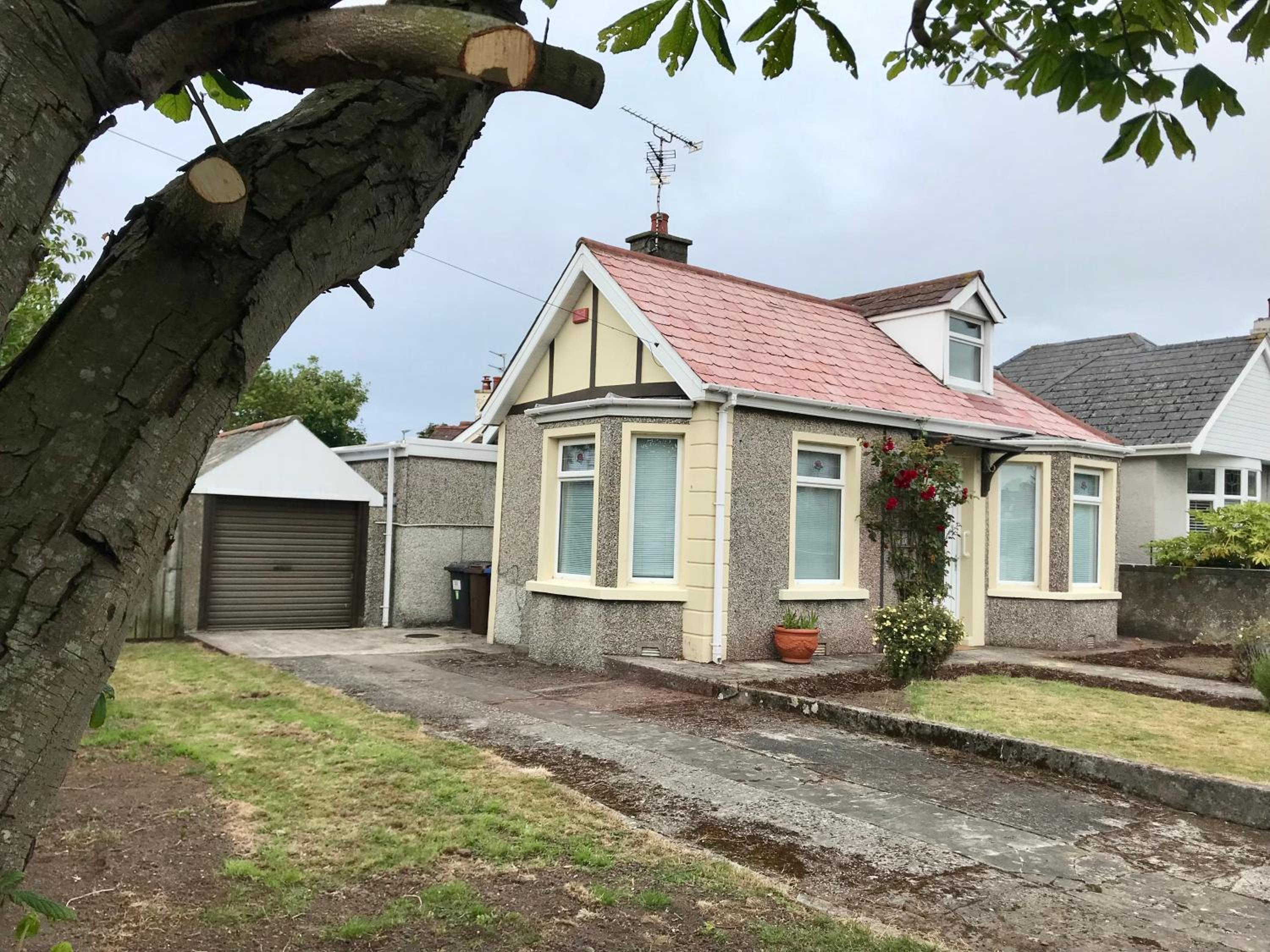 Rose Cottage: Delightful 4 bedroom detached home view 3
