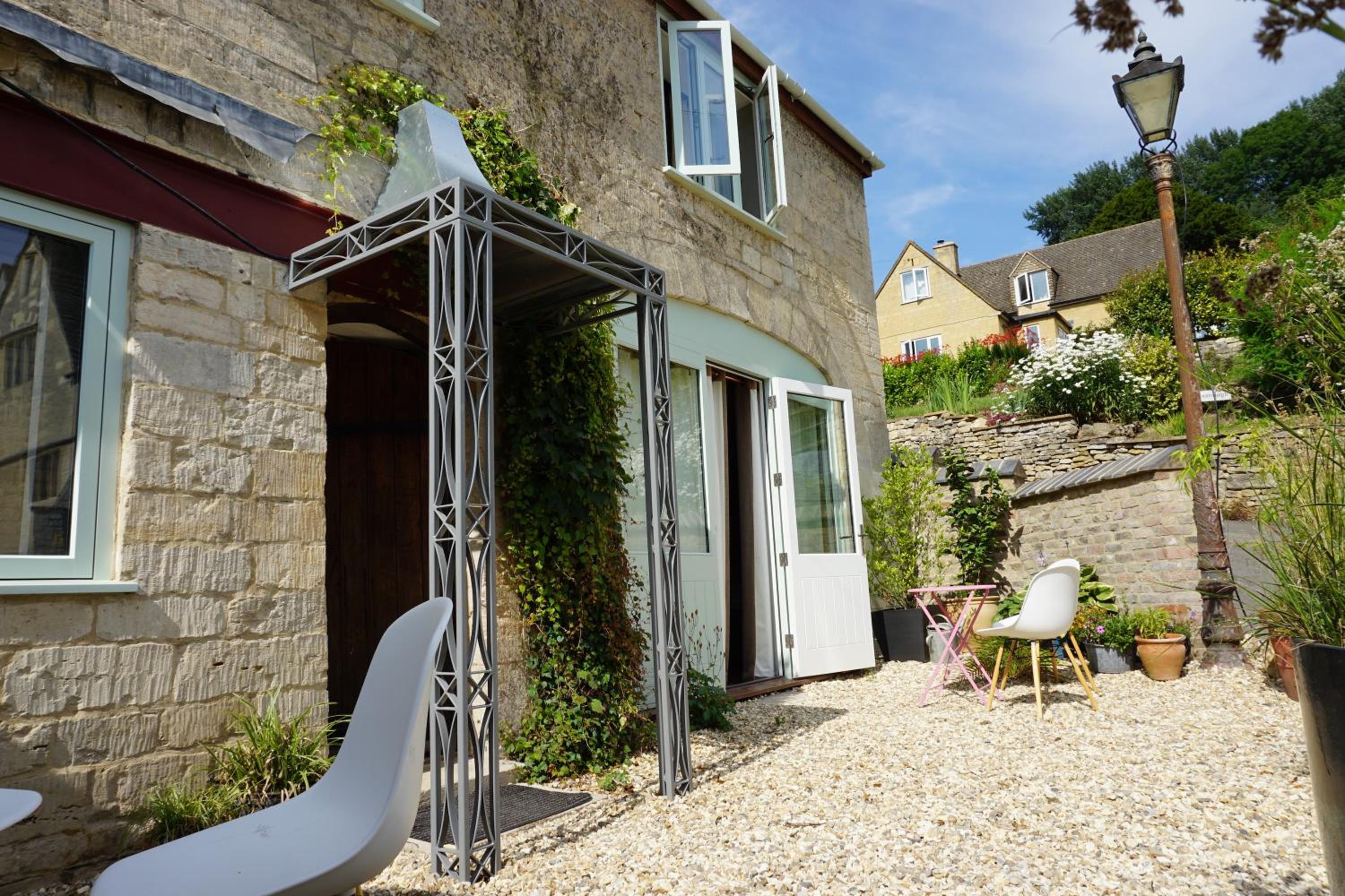 The Coach House and The Stable view 5