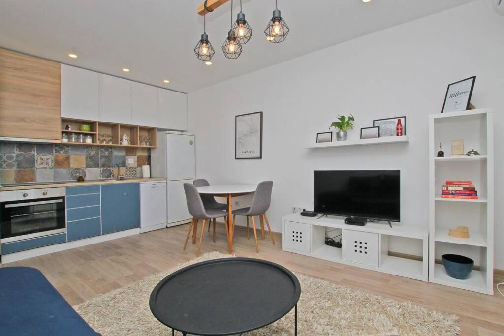 Morich apartment in the heart of Old town with garden view 2