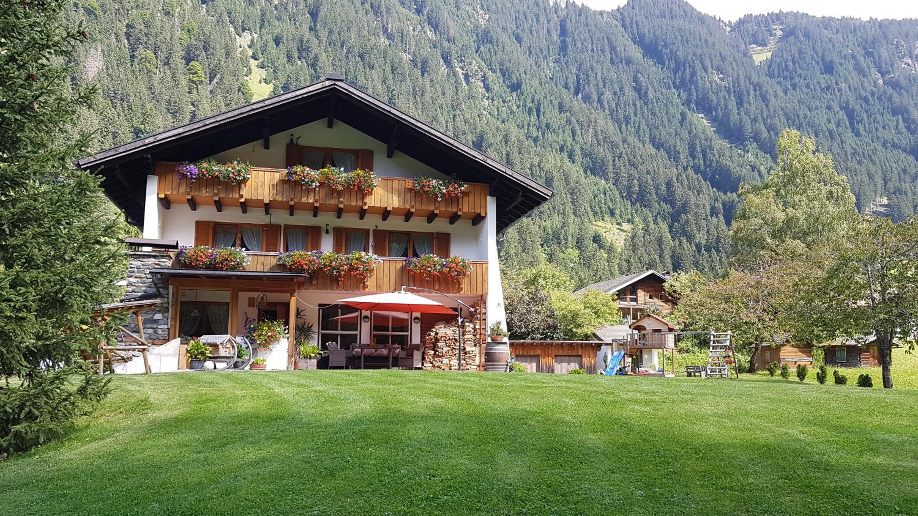 Haus Hubertus - Gästehaus Sahler view 5