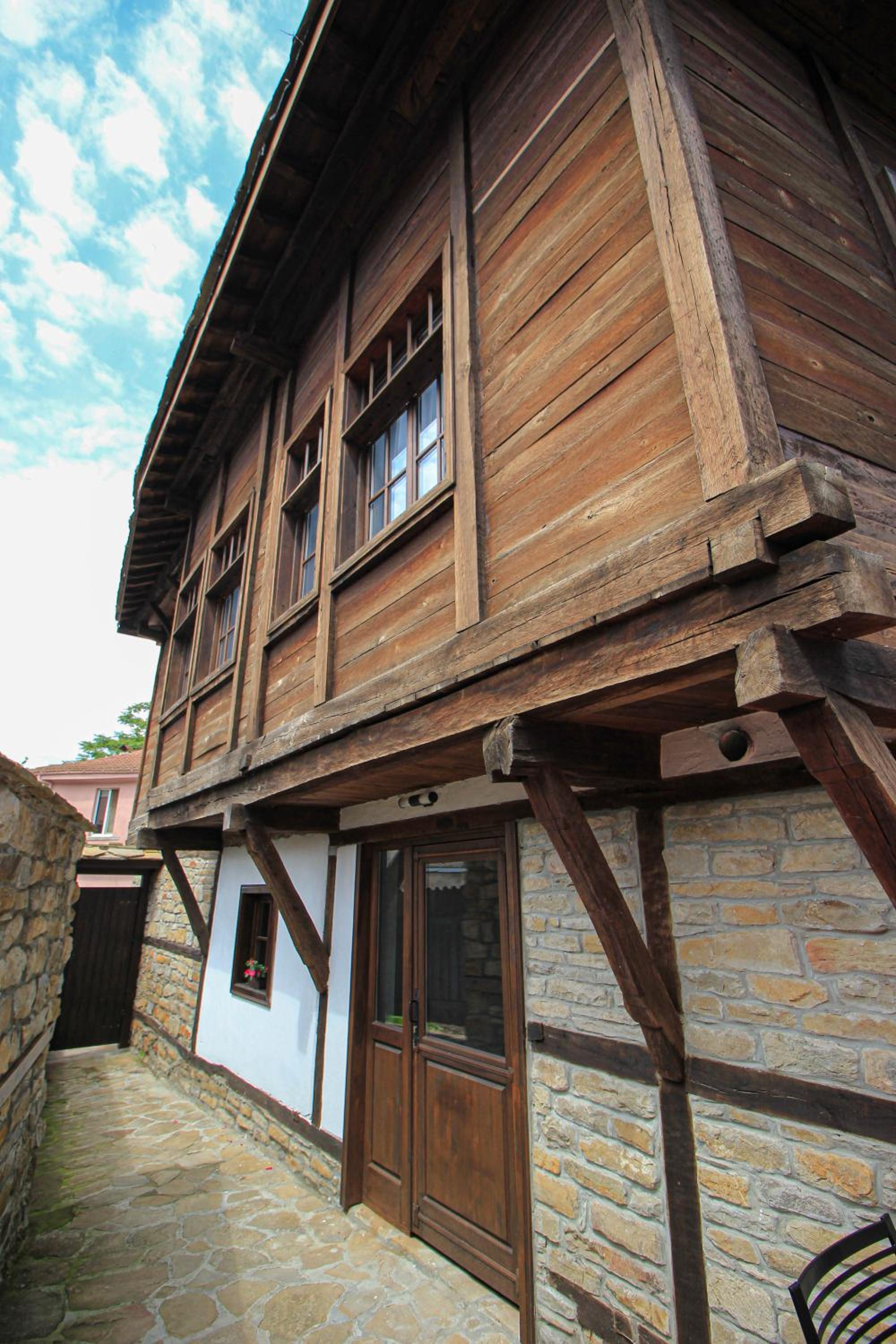 Photo 44