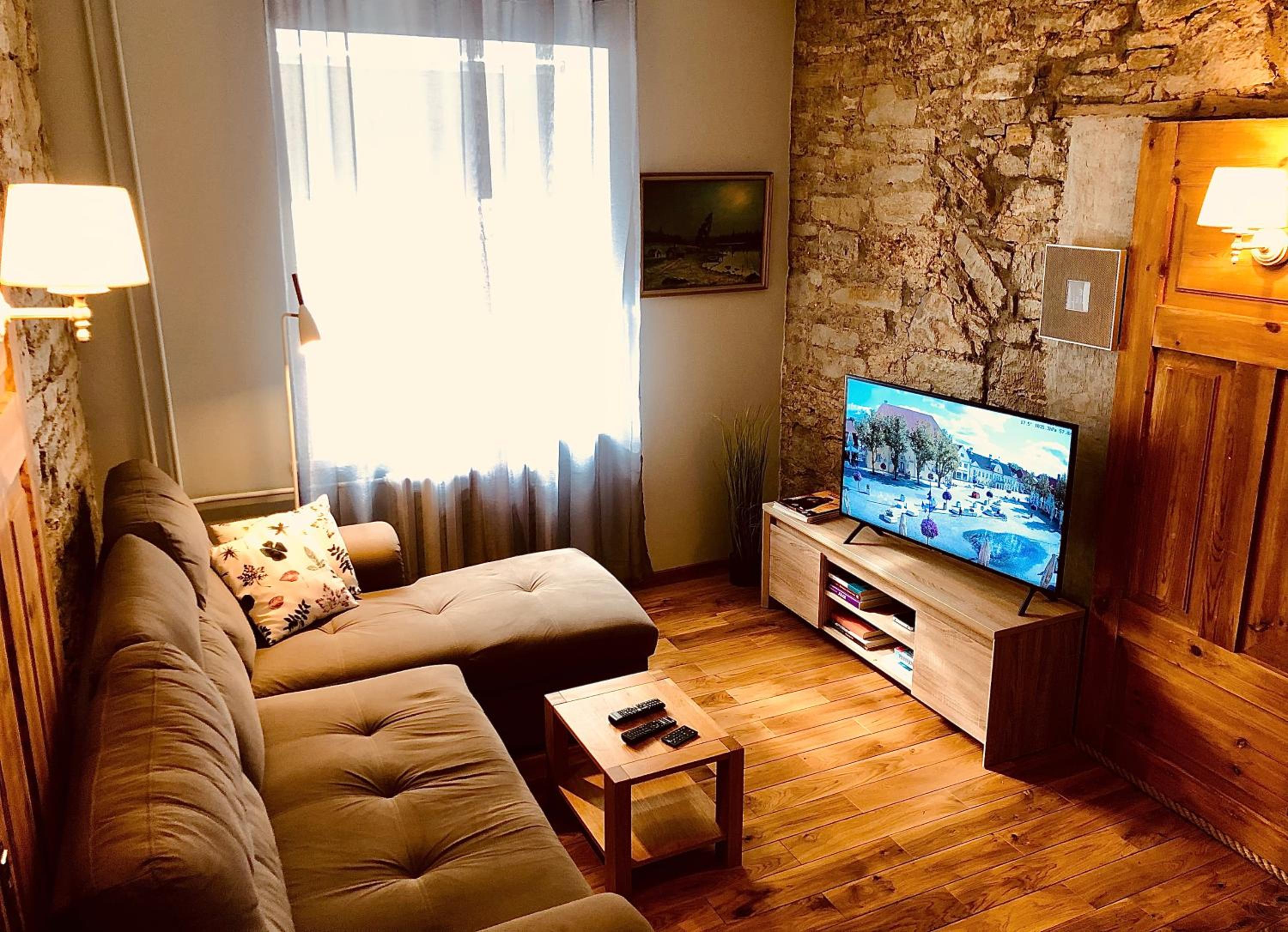 Kohtu Apartment Epoch view 4