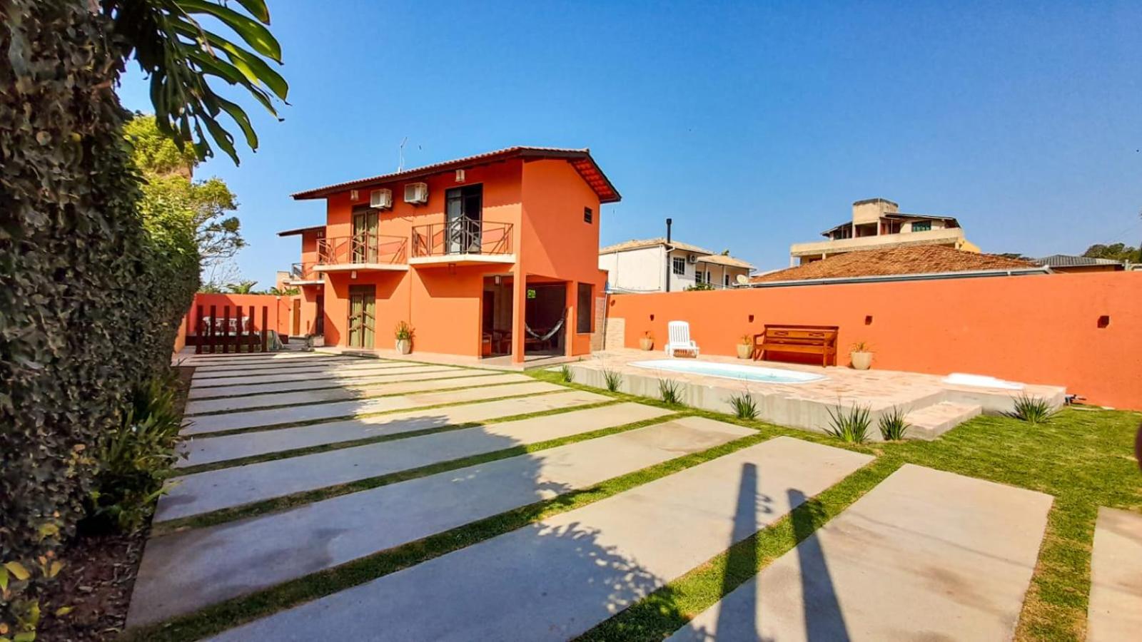 Partiu Praia SC piscinas privativas, ar condicionado, internet, próximo ao mar e centrinho três minutos a pé