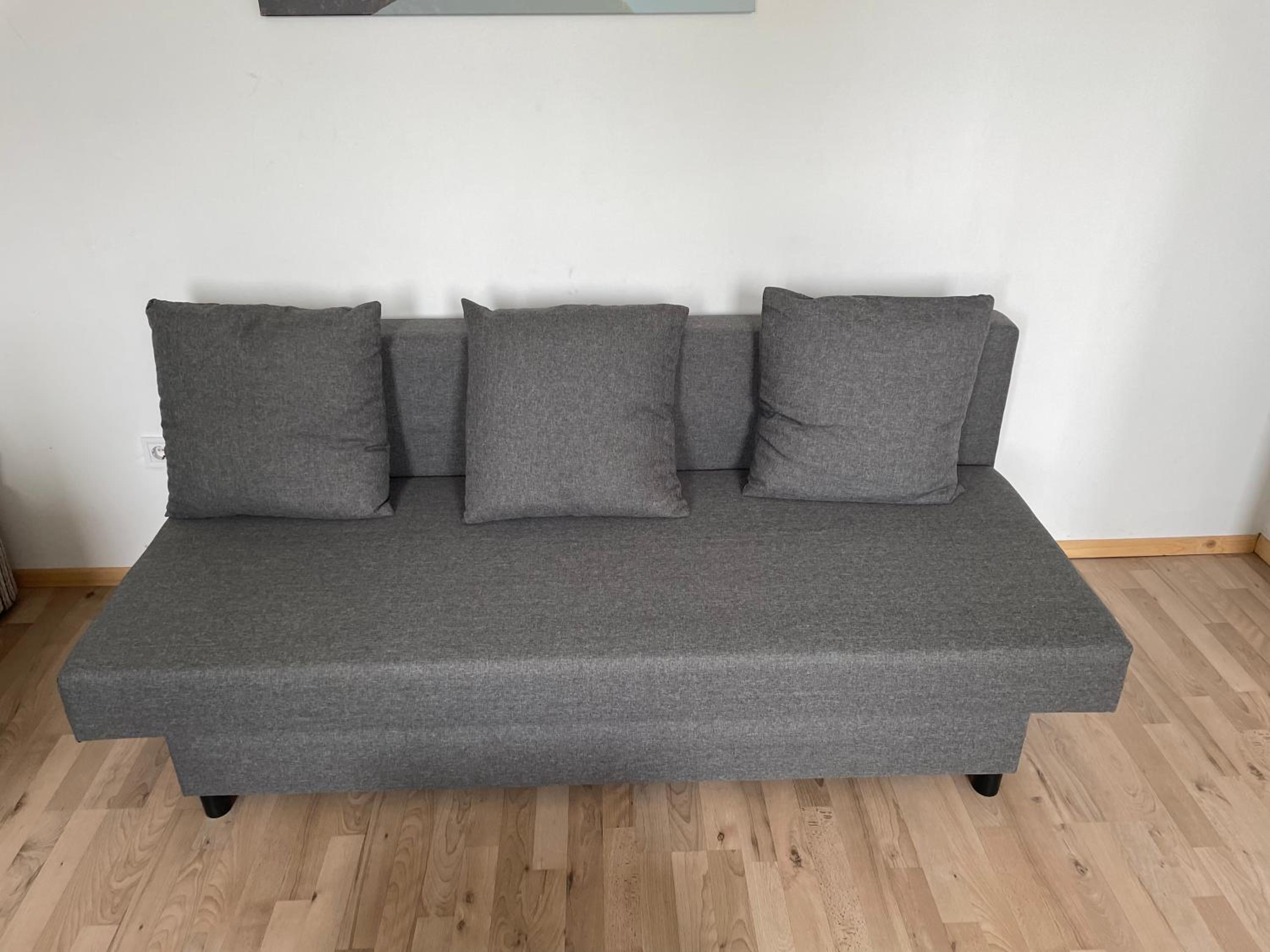 Daily Weekly Monthly Apartment