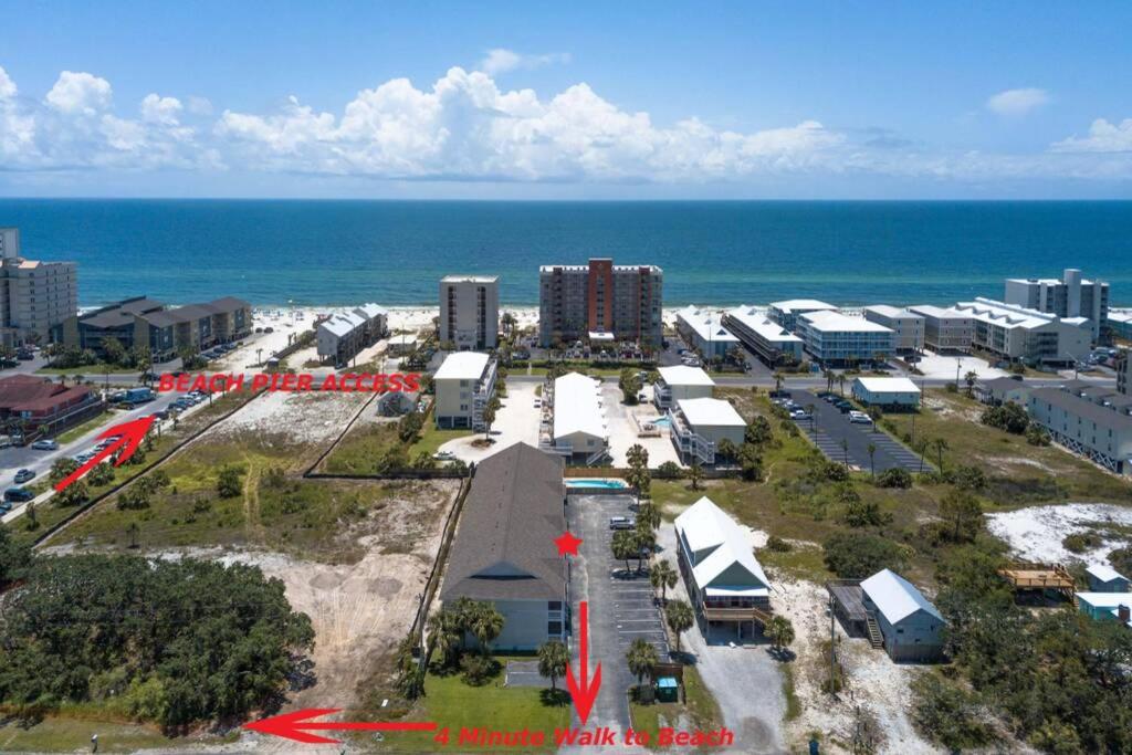 2bd 2ba 1st floor condo WALK TO BEACH view 4