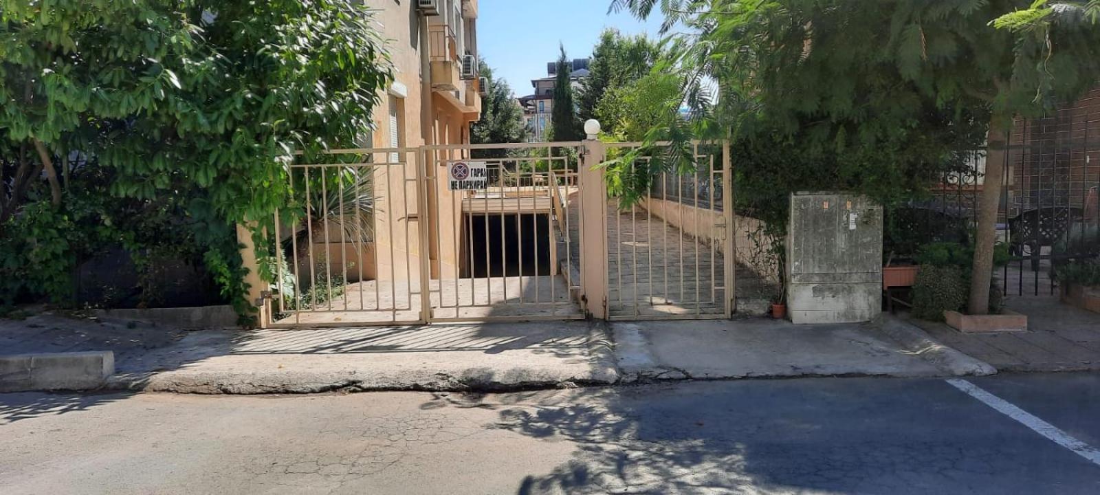 Photo 42