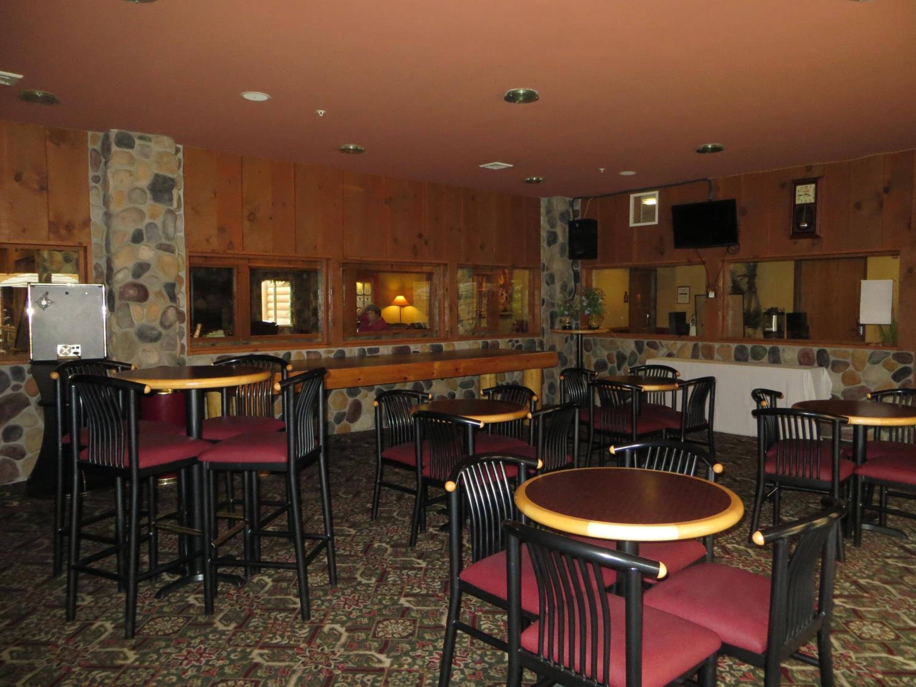Tomah Vacations - Cranberry Country Lodge - Property Image 9