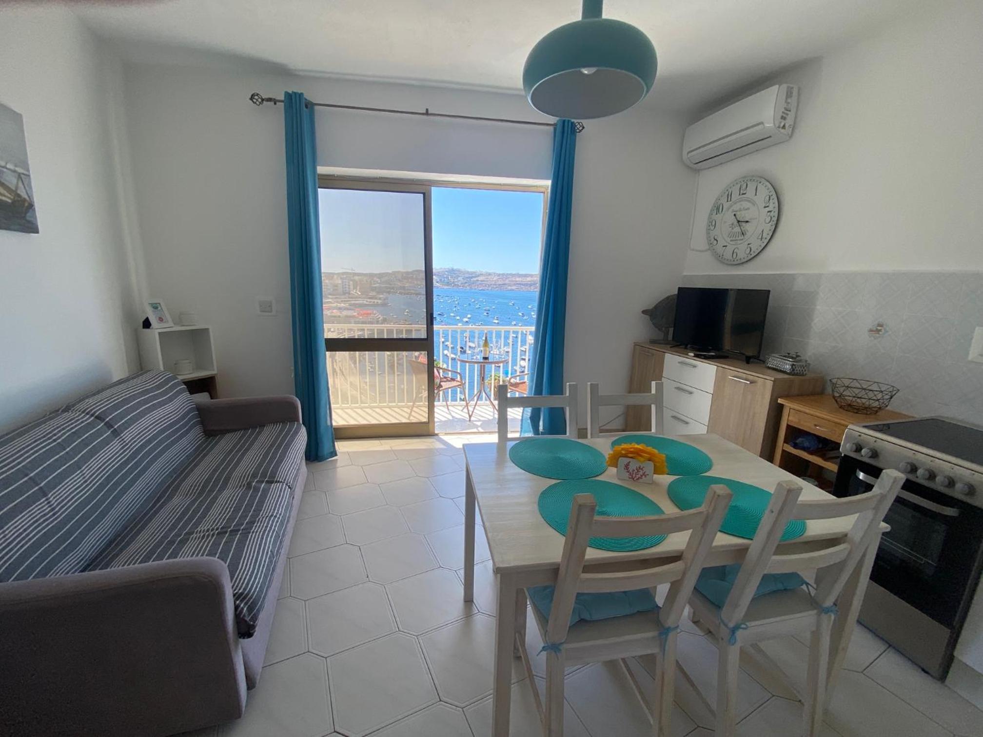 St Paul's Bay Sunset View Apartment photo 4