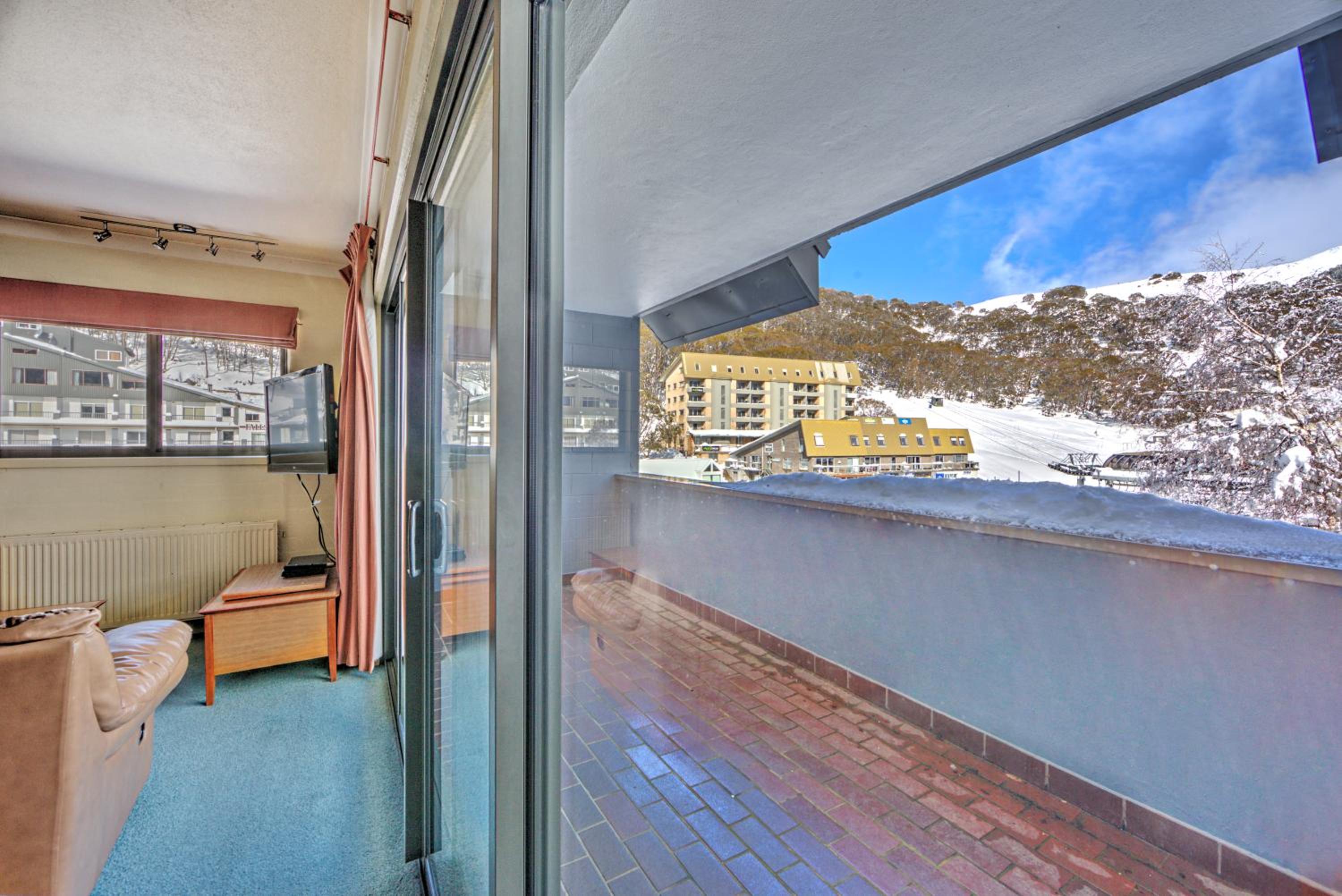 Snow Ski Apartments Extra Spacious Penthouse 41