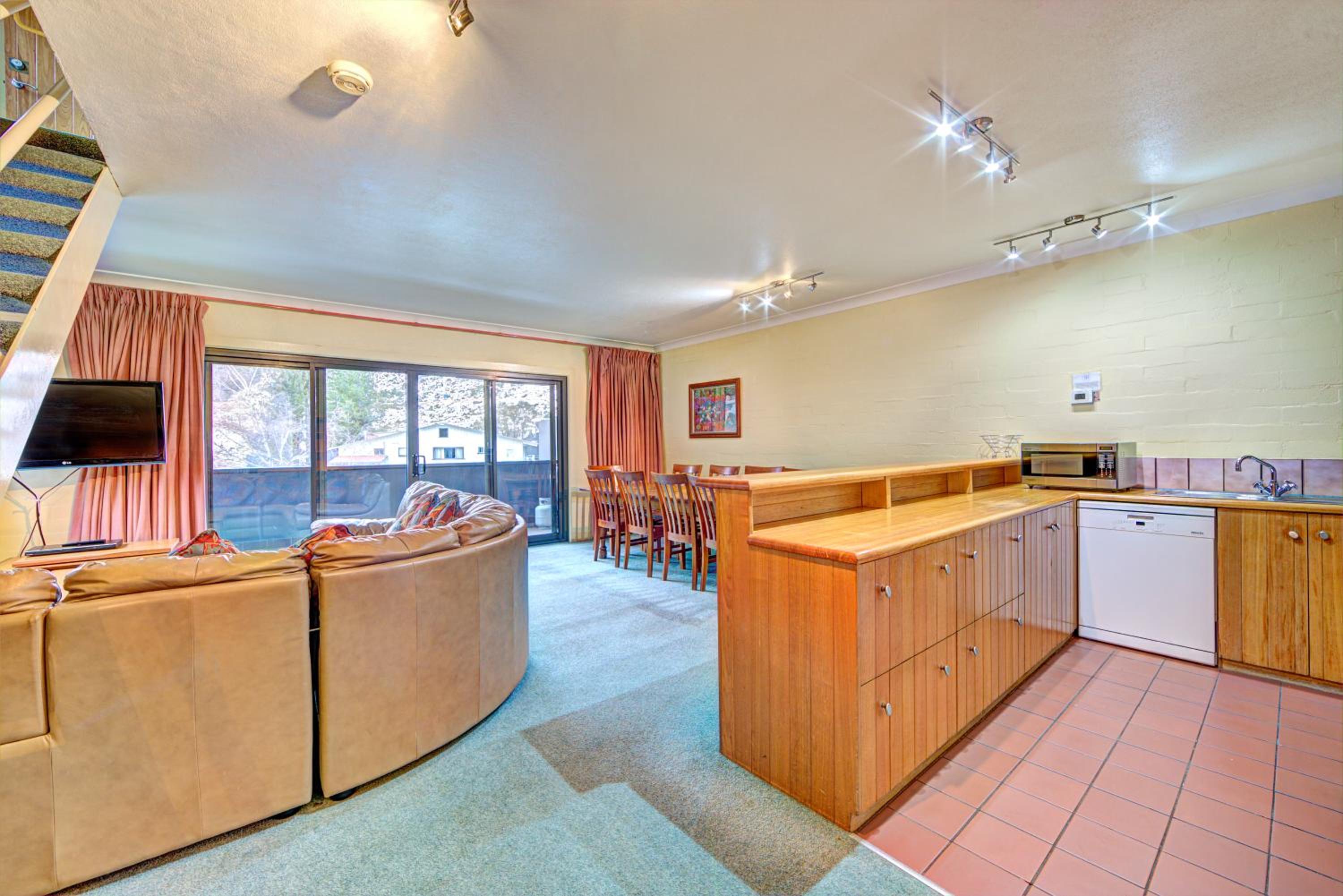 Snow Ski Apartments Extra Spacious Penthouse 41