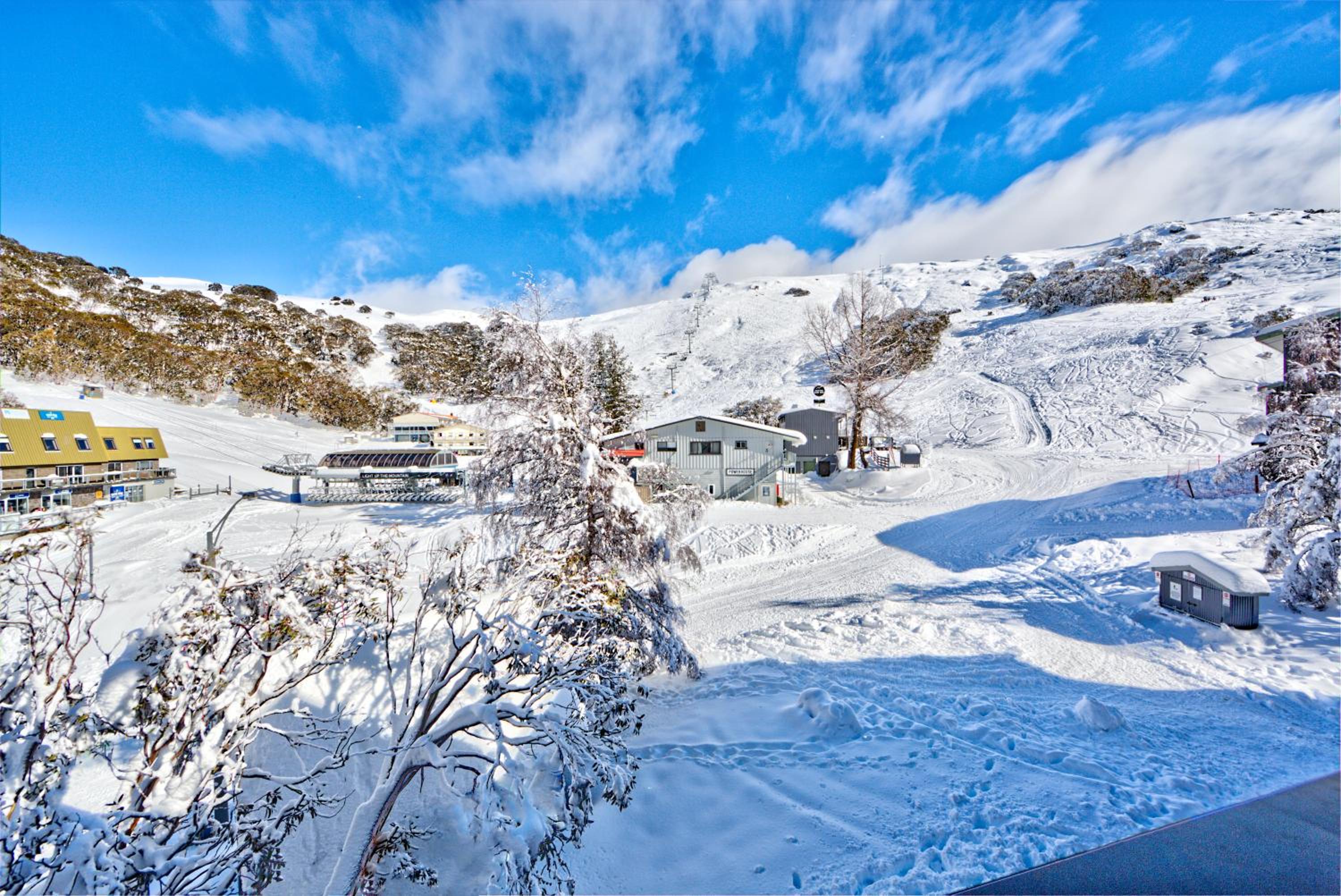 Snow Ski Apartments Extra Spacious Penthouse 41